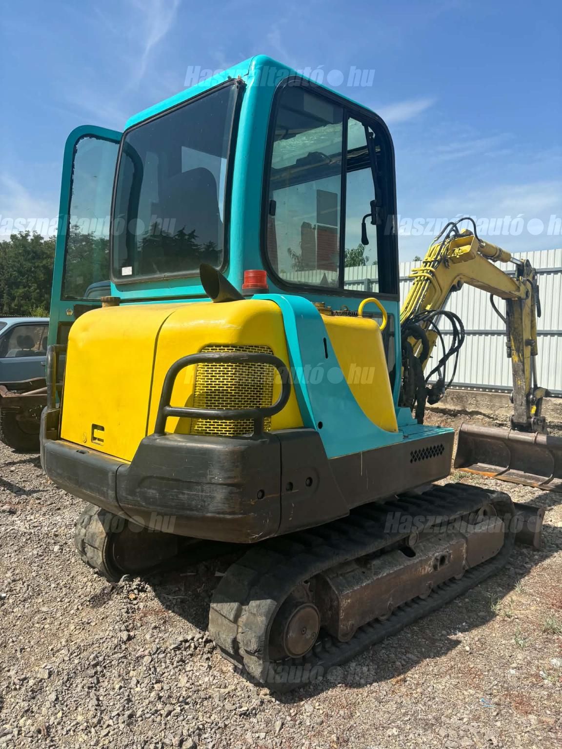 YANMAR 2005 - 1