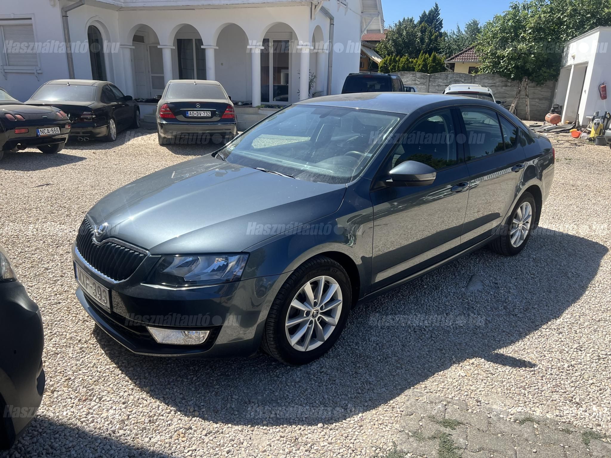 SKODA OCTAVIA 2014/8 - 1