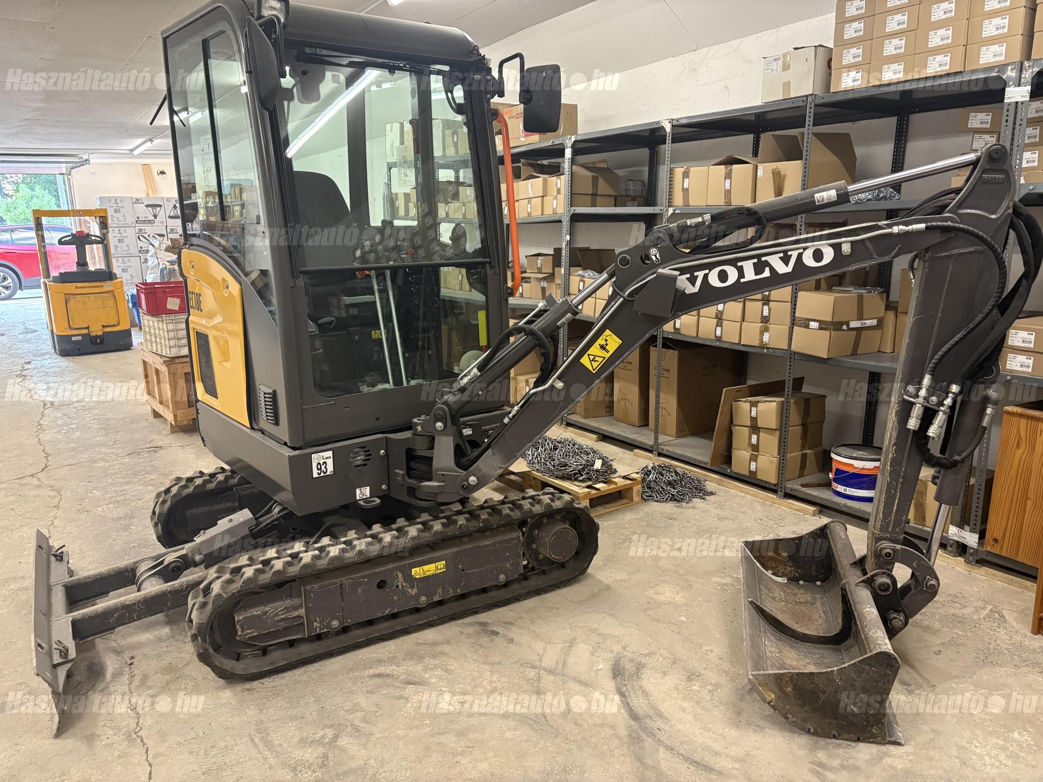 VOLVO 2022/7 - 1