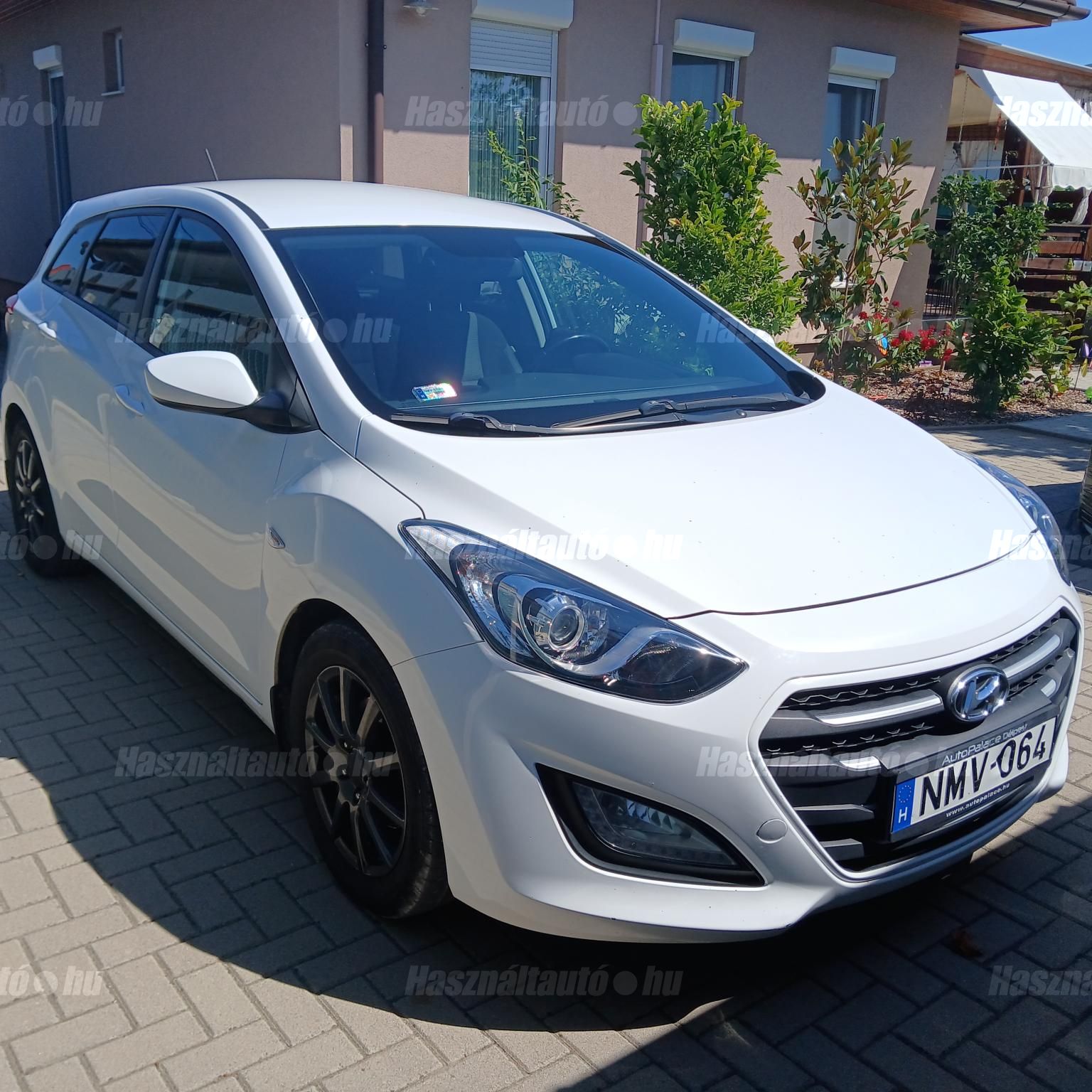 HYUNDAI I30 2016/3 - 1