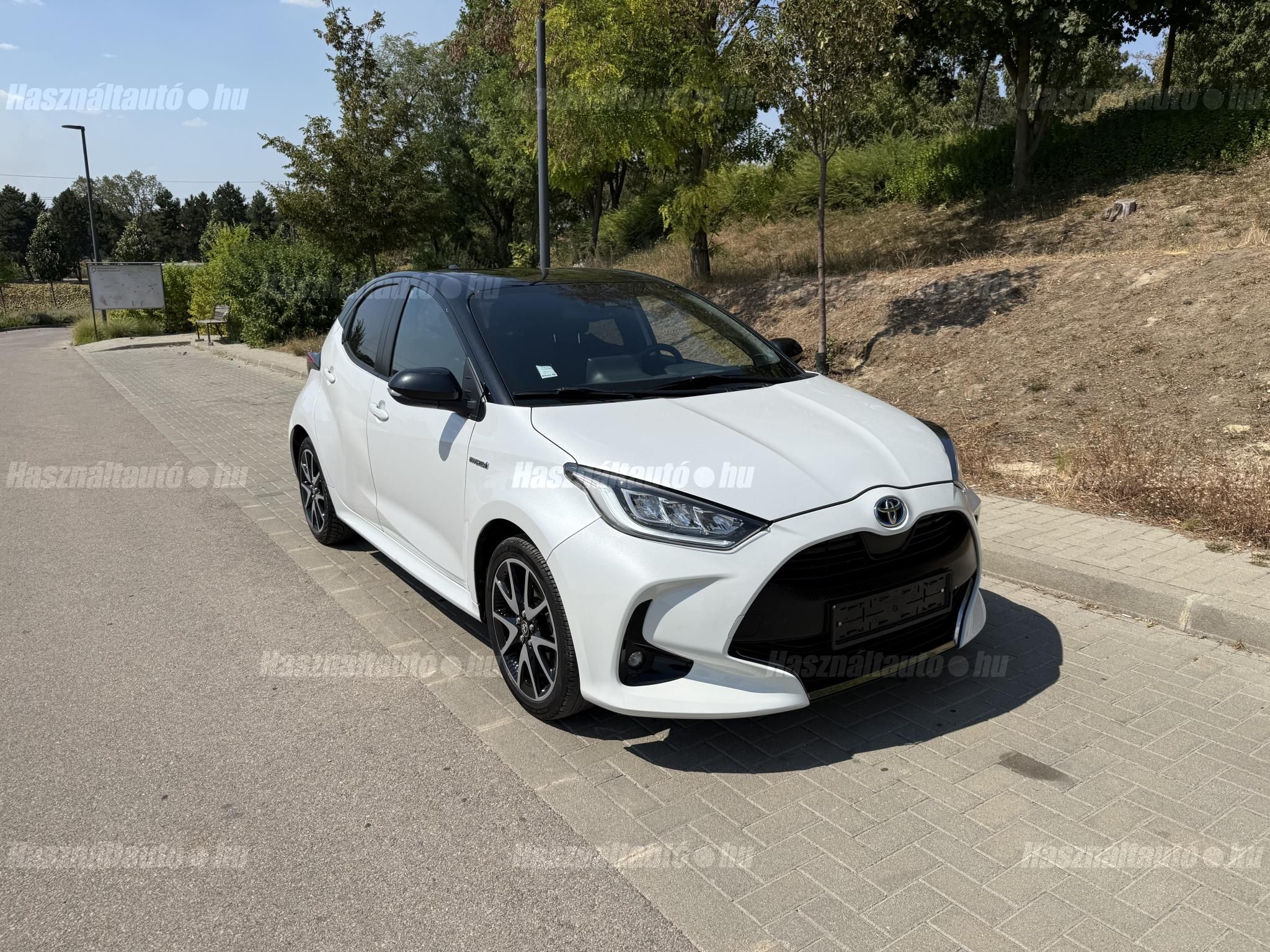 TOYOTA YARIS 2021/3 - 1