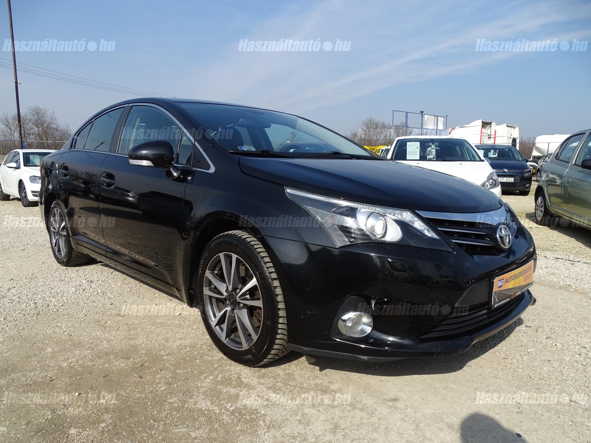 TOYOTA AVENSIS 2015/4 - 1