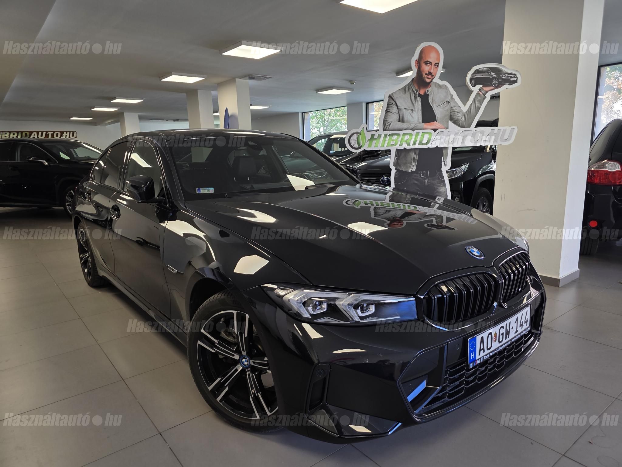 BMW 330 2023/3 - 1