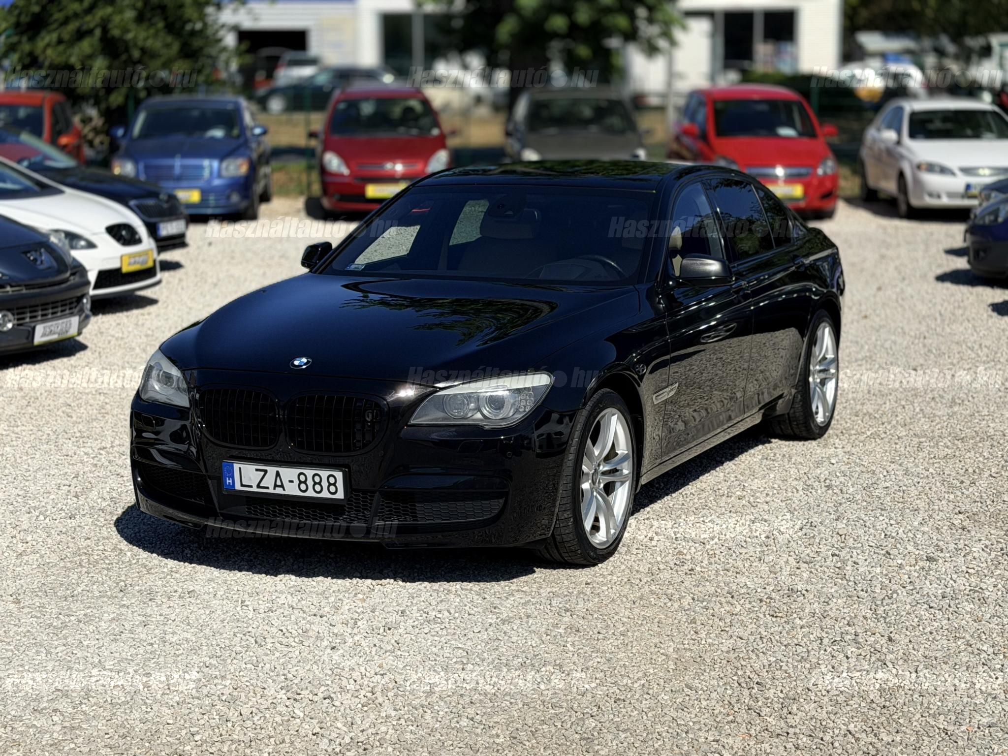 BMW 740 2011/10 - 1