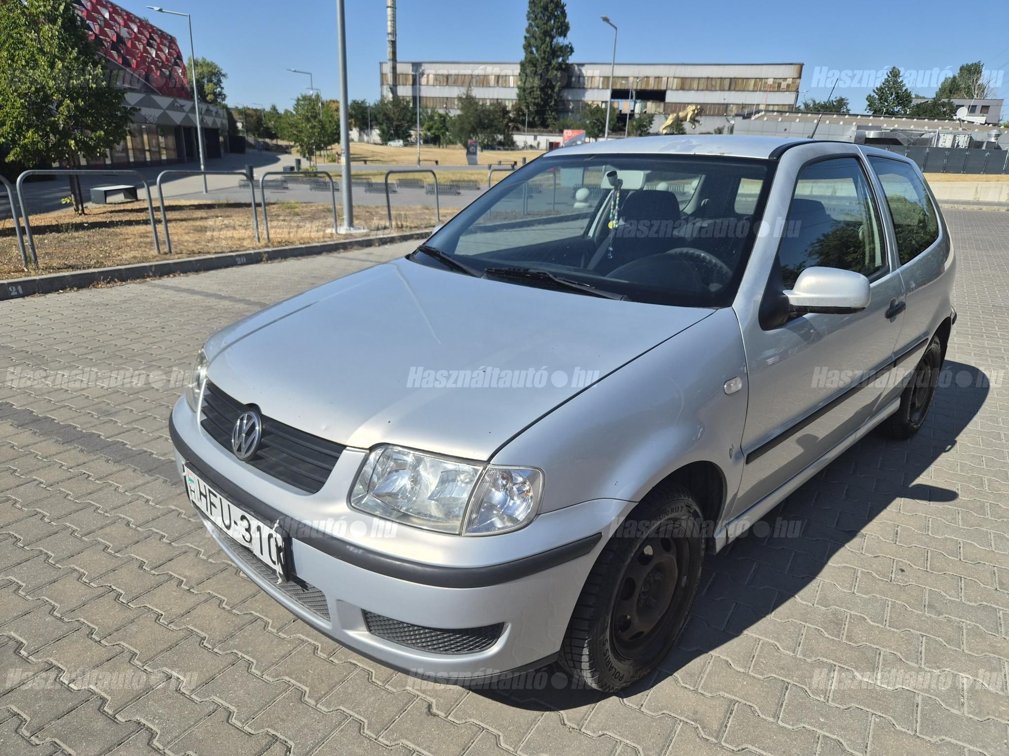 VOLKSWAGEN POLO 2000 - 1