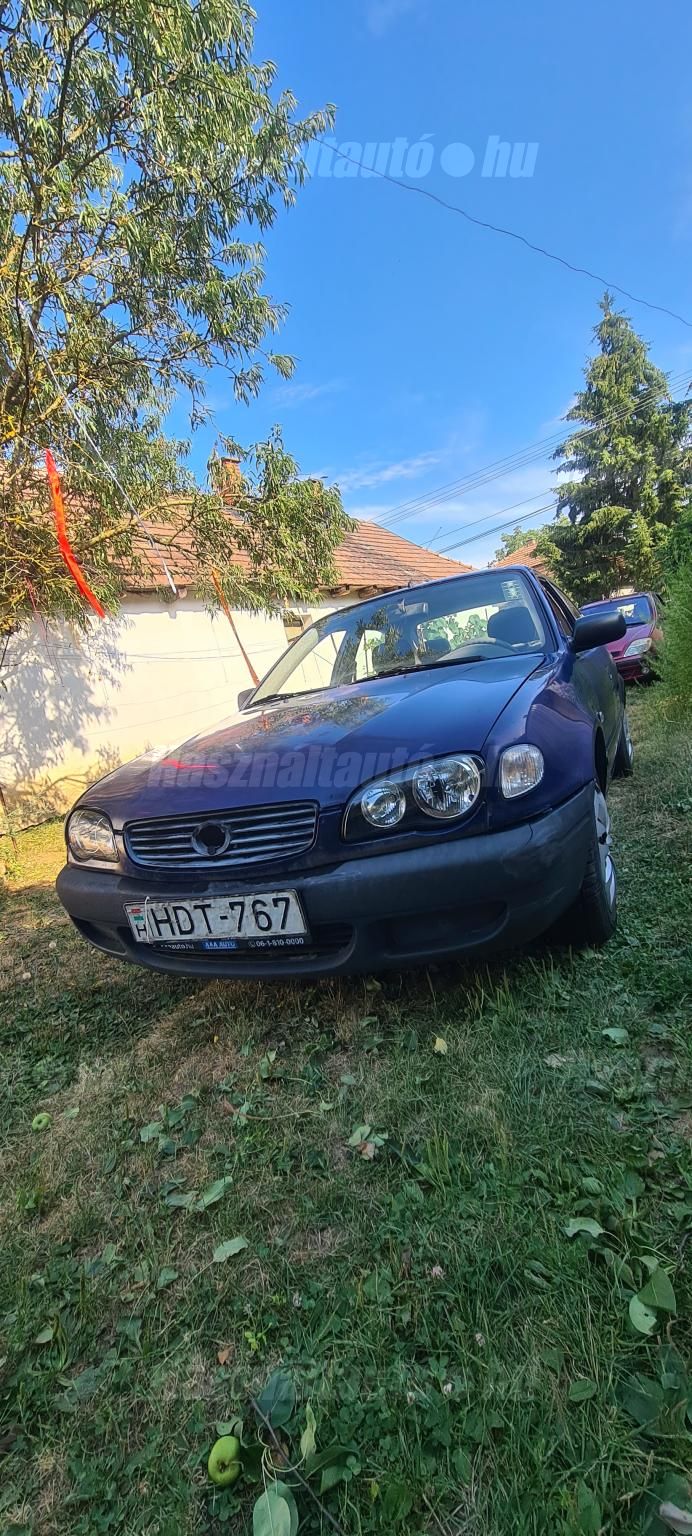 TOYOTA COROLLA 2000/6 - 1