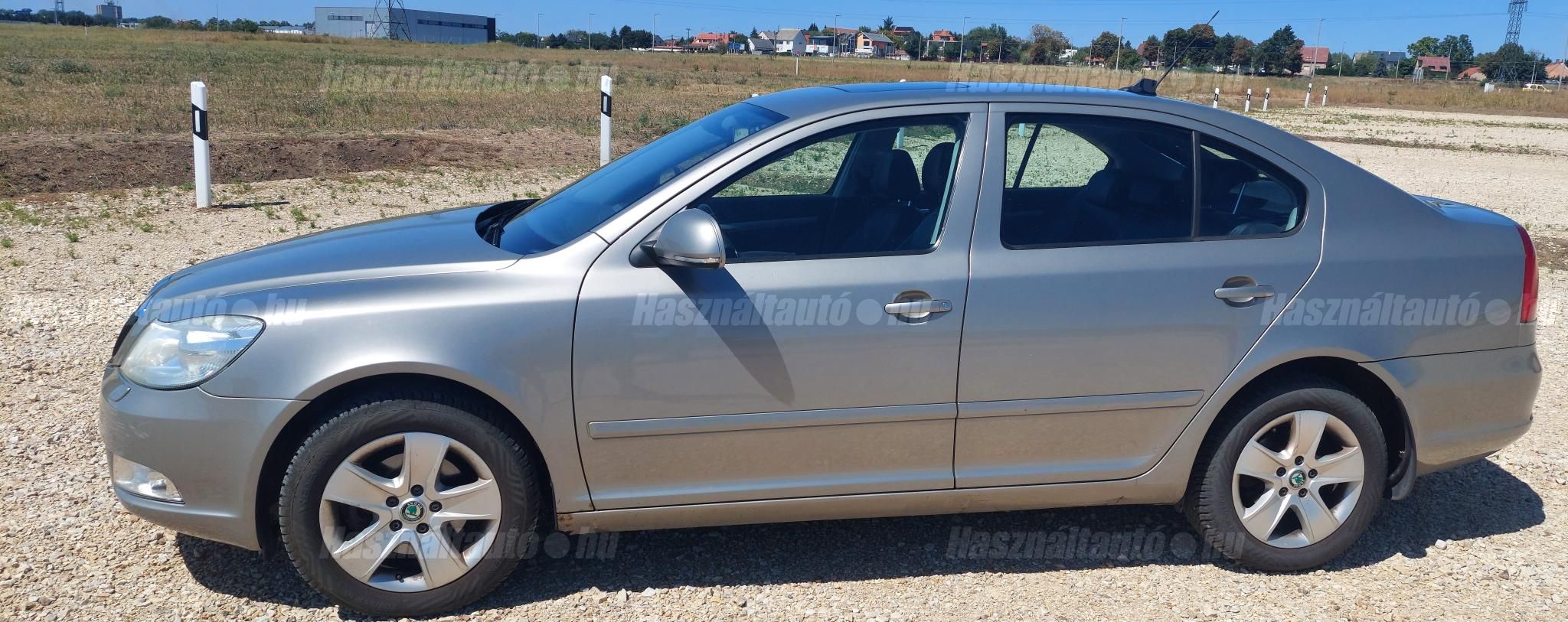 SKODA OCTAVIA 2011/12 - 1