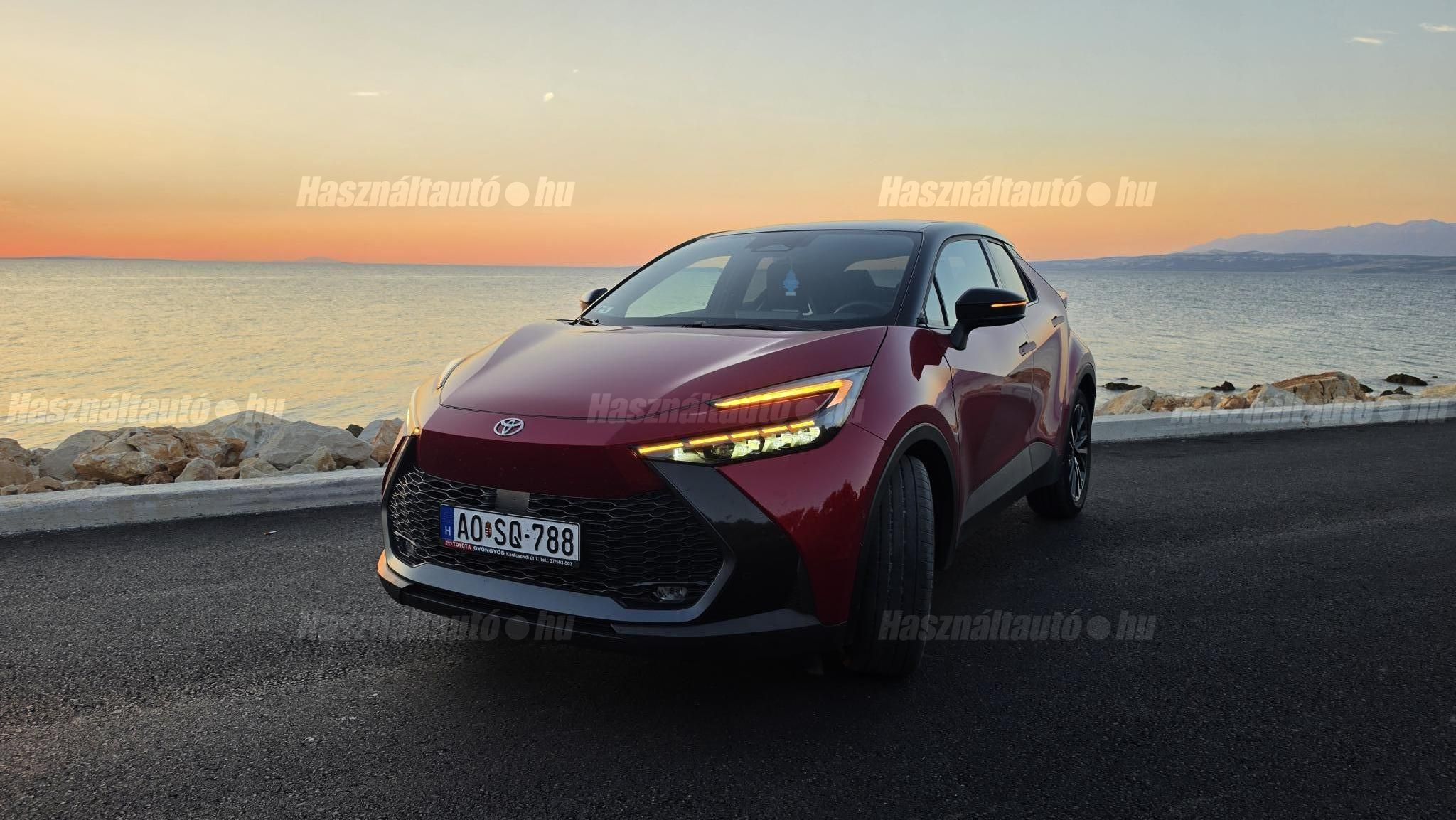 TOYOTA C-HR 2024/6 - 1