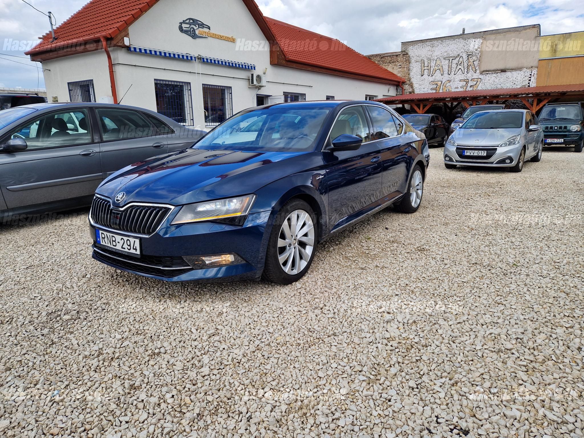 SKODA SUPERB 2019/6 - 1