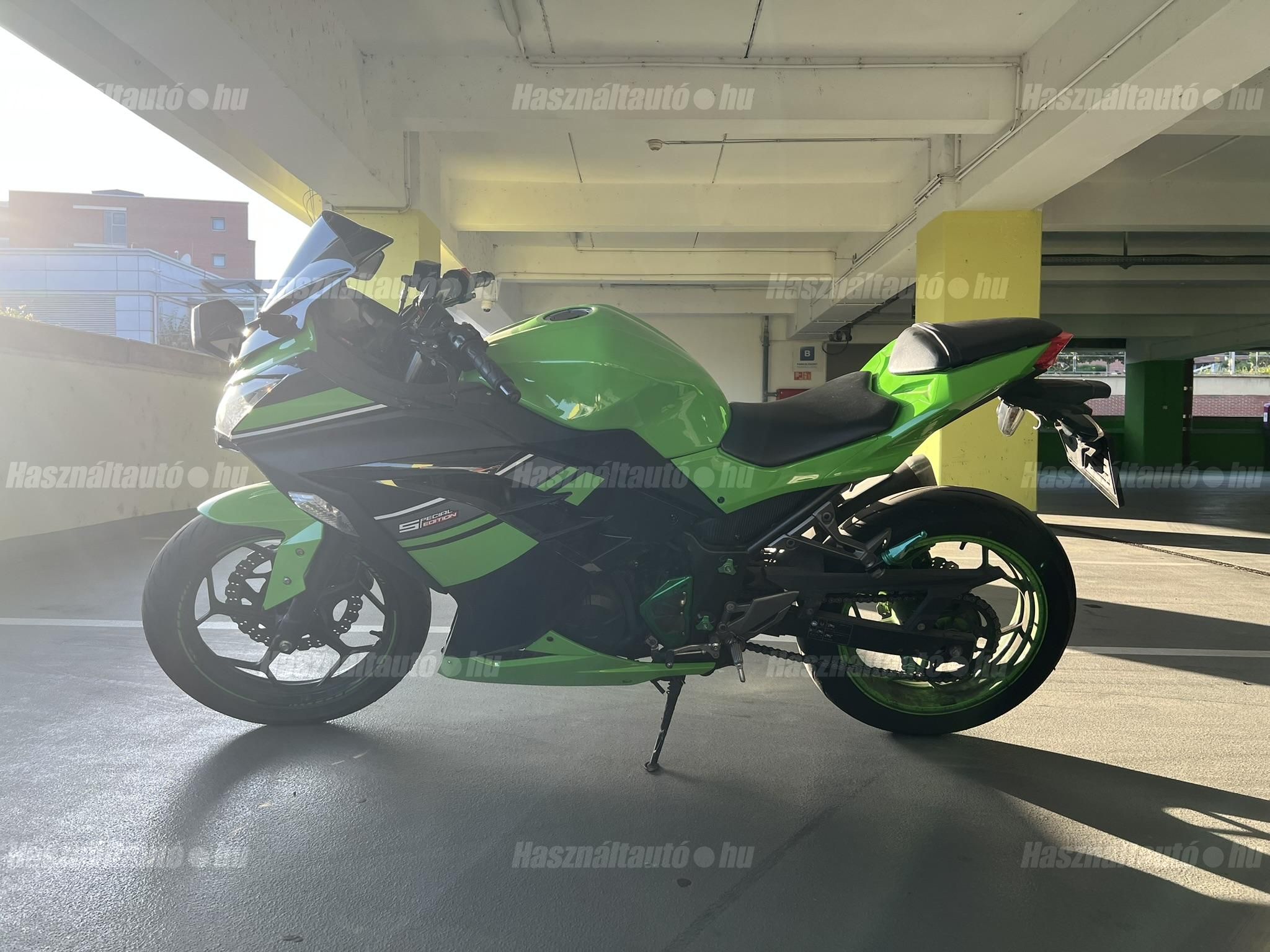 KAWASAKI NINJA 300 2013/1 - 1