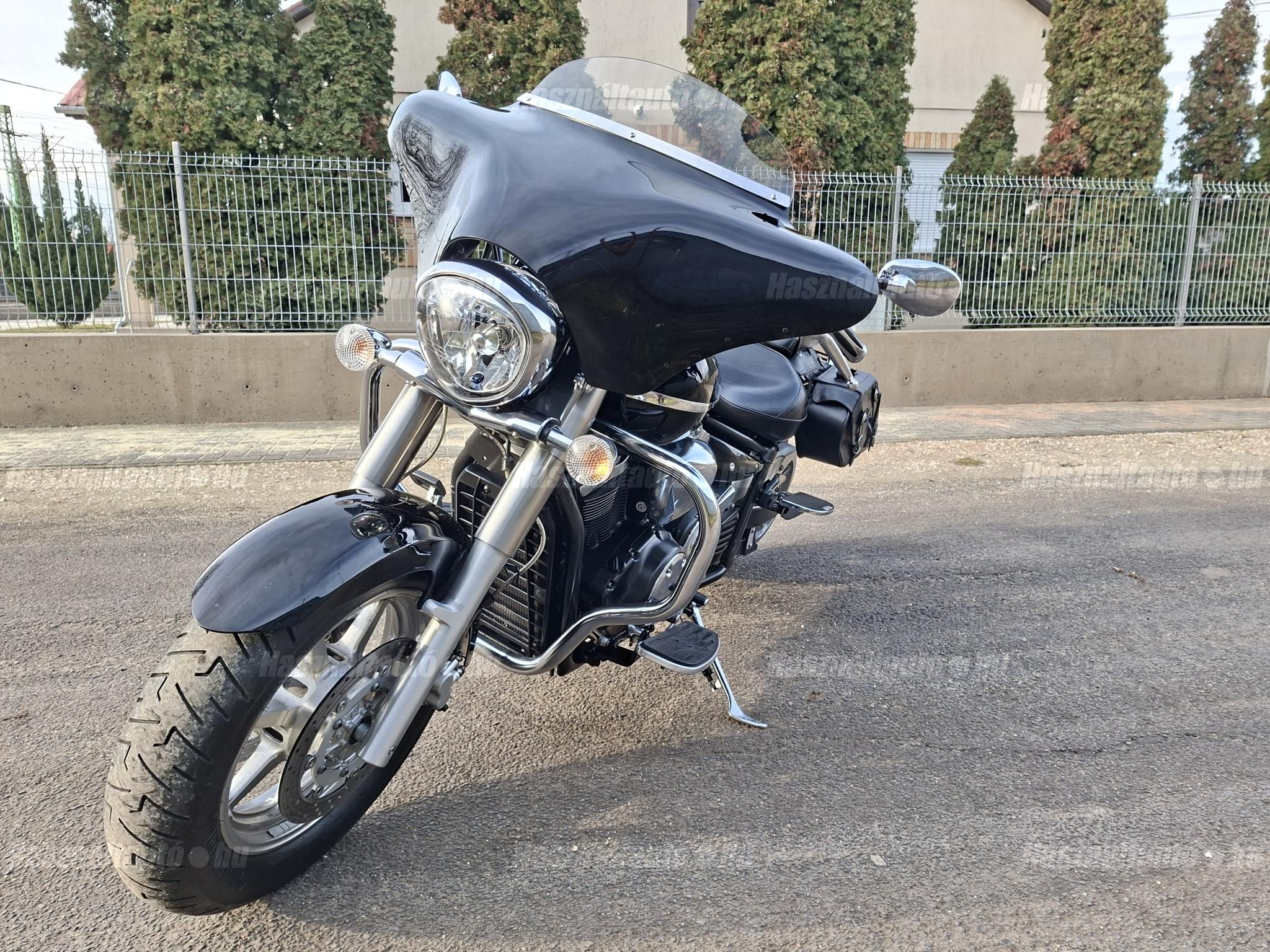 YAMAHA XVS 1300 A MIDNIGHT STAR 2012/3 - 1