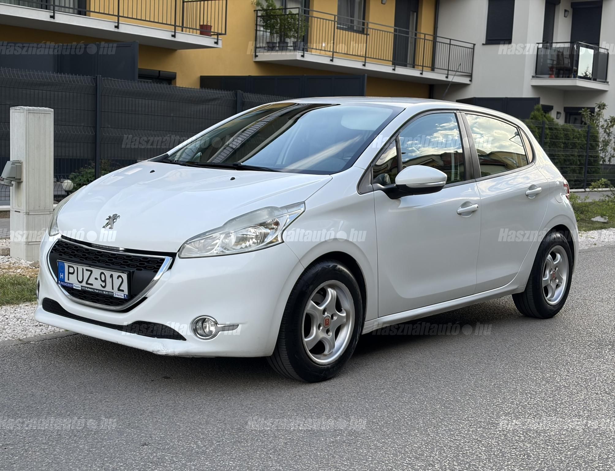 PEUGEOT 208 2014/10 - 1