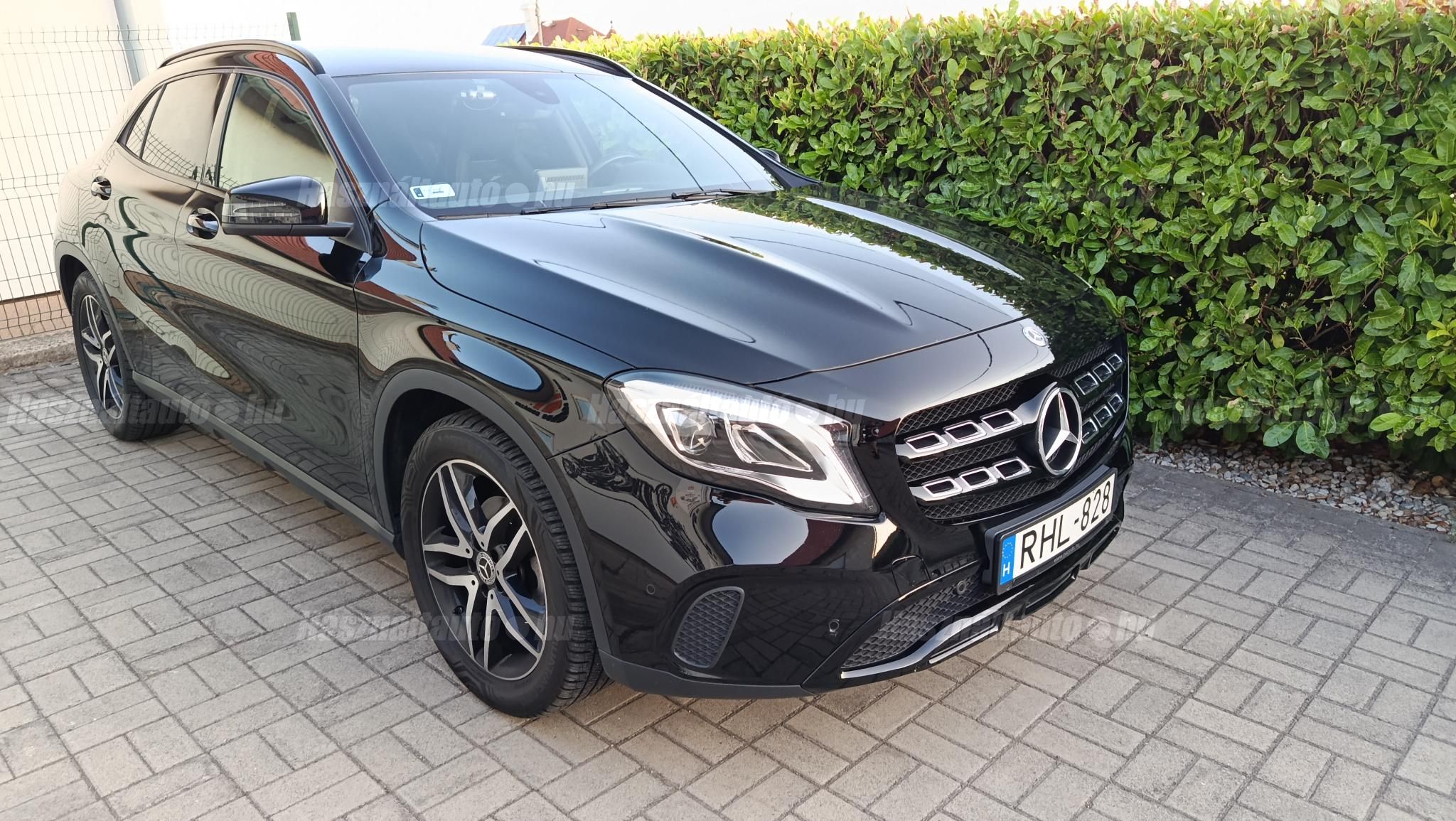 MERCEDES-BENZ GLA-OSZTÁLY 2019/4 - 1