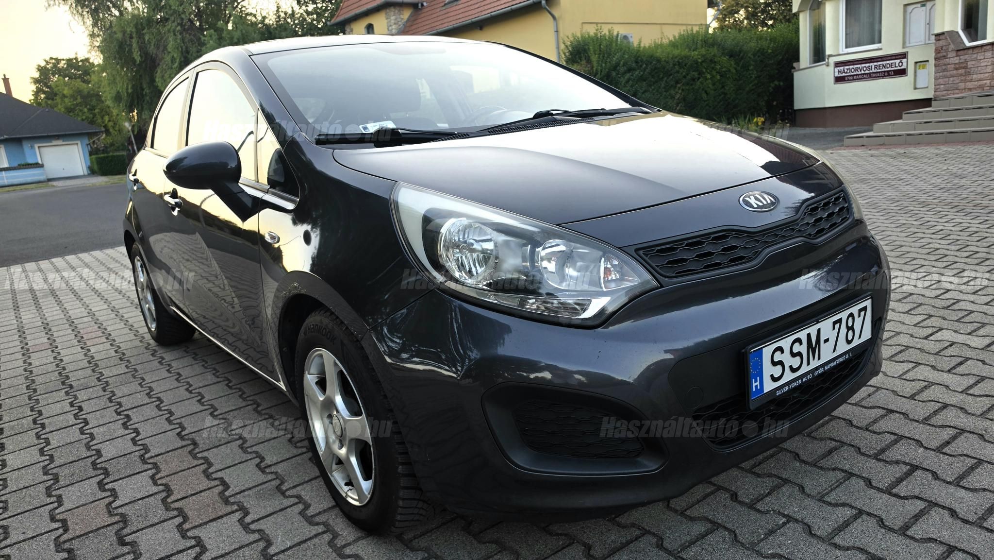 KIA RIO 2013/7 - 1