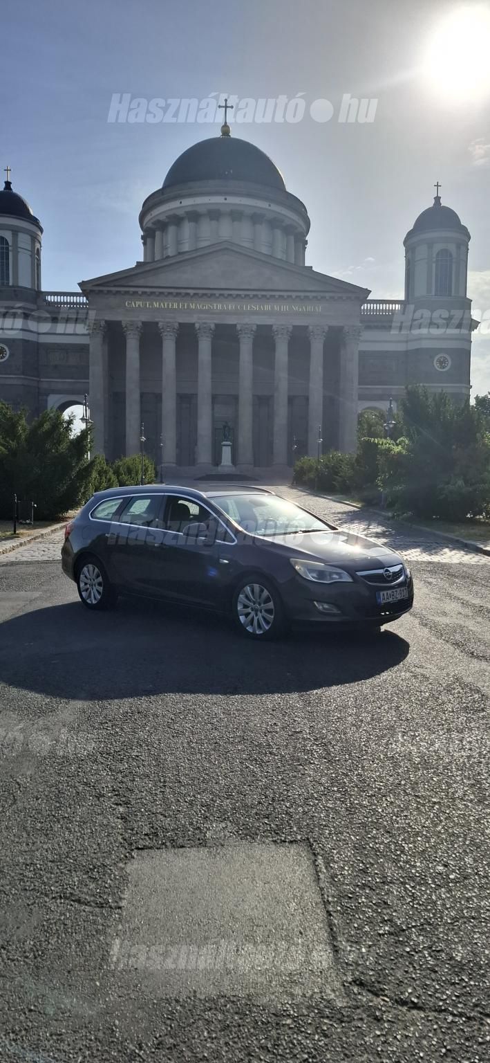 OPEL ASTRA J 2012 - 1