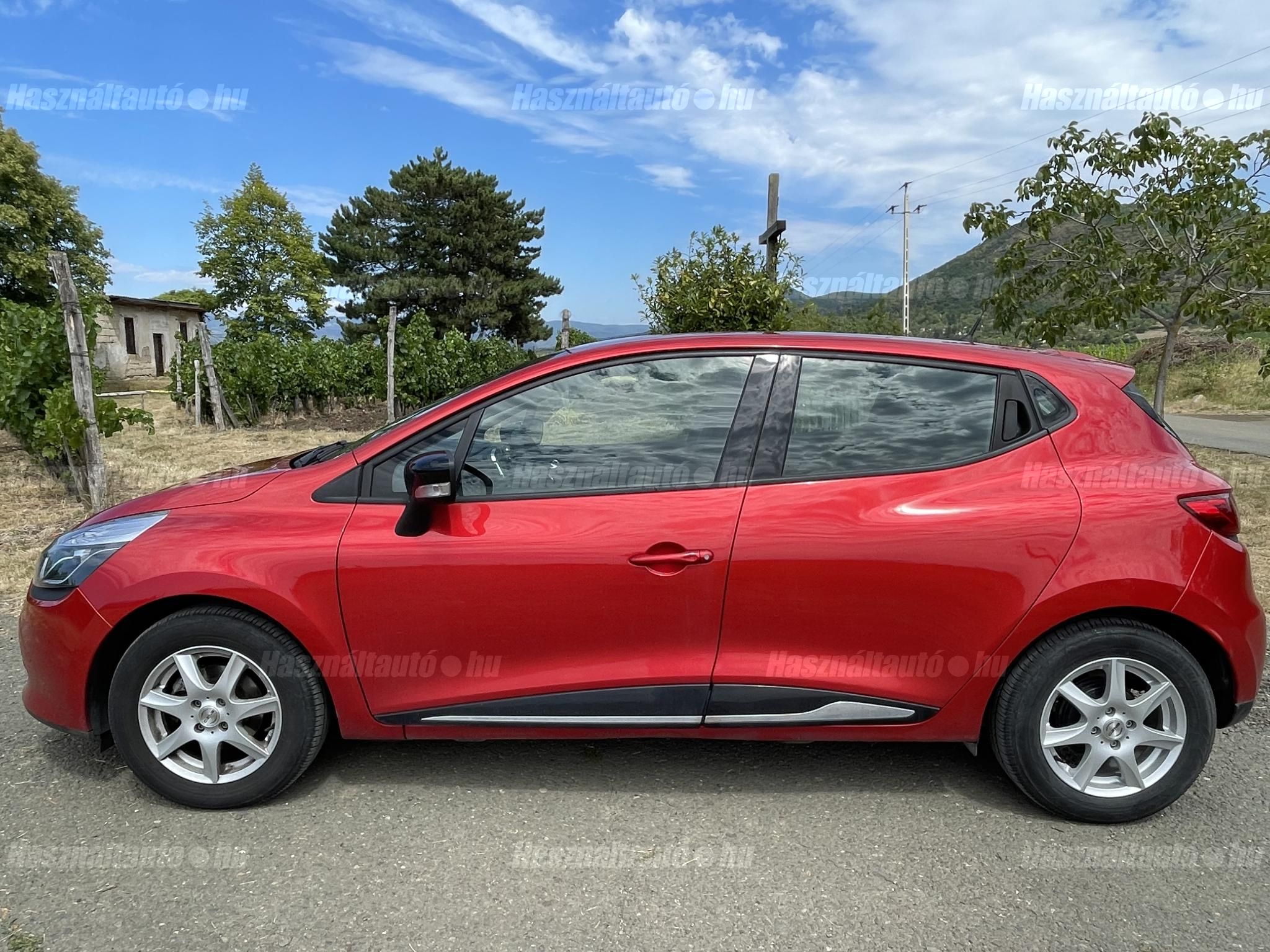 RENAULT CLIO 2013/4 - 1
