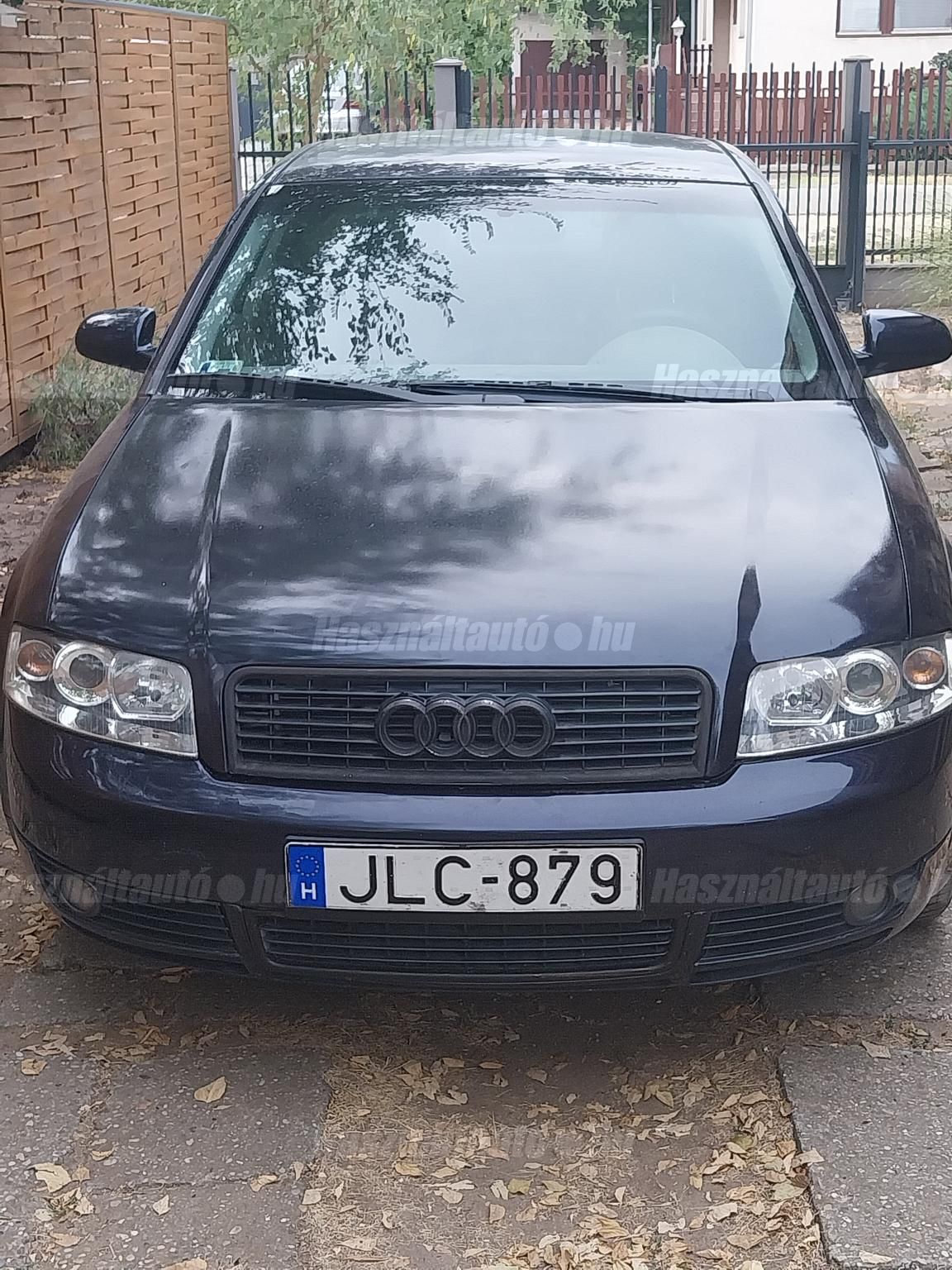 AUDI A4 2002 - 1