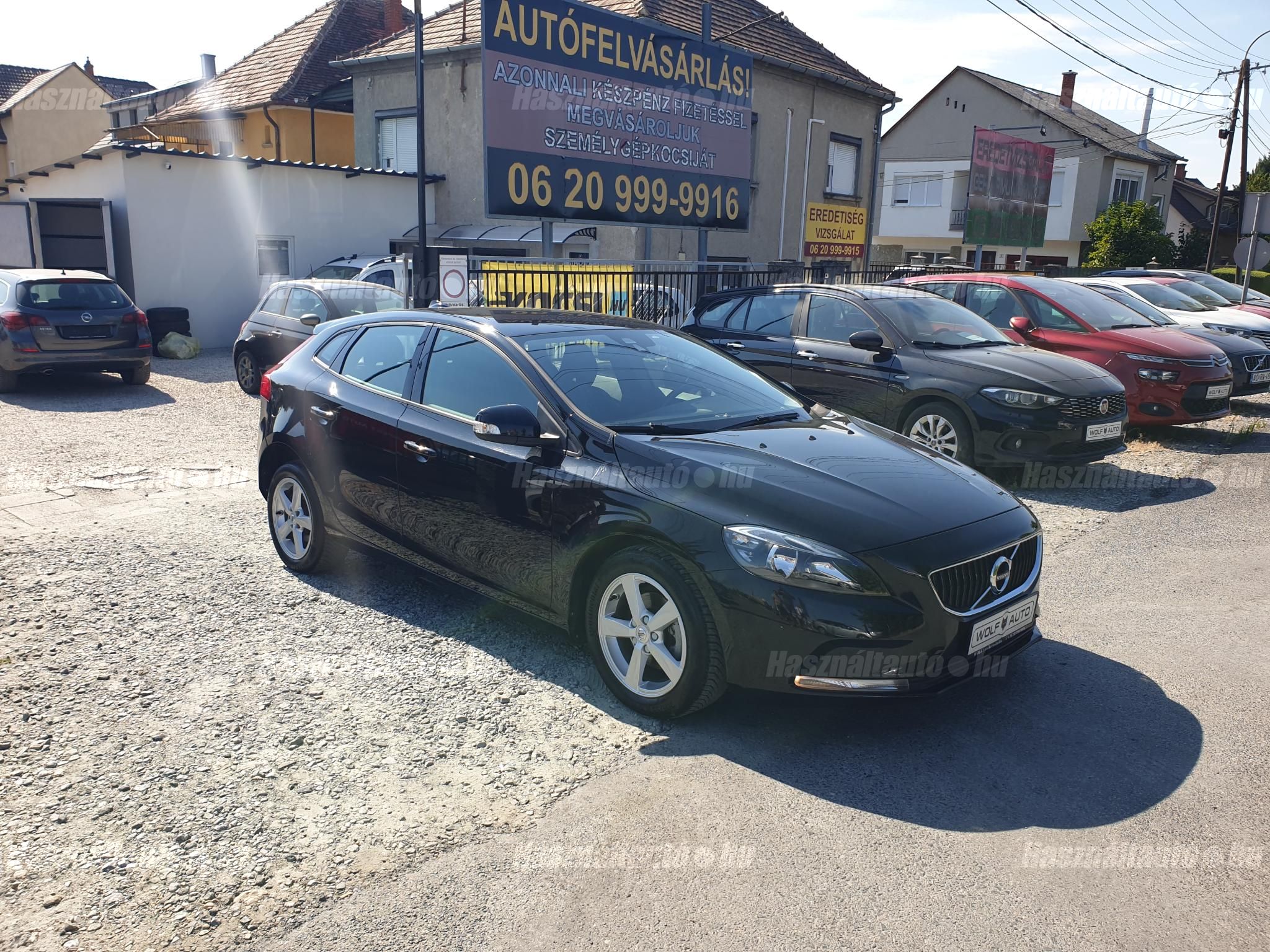 VOLVO V40 2018/11 - 1