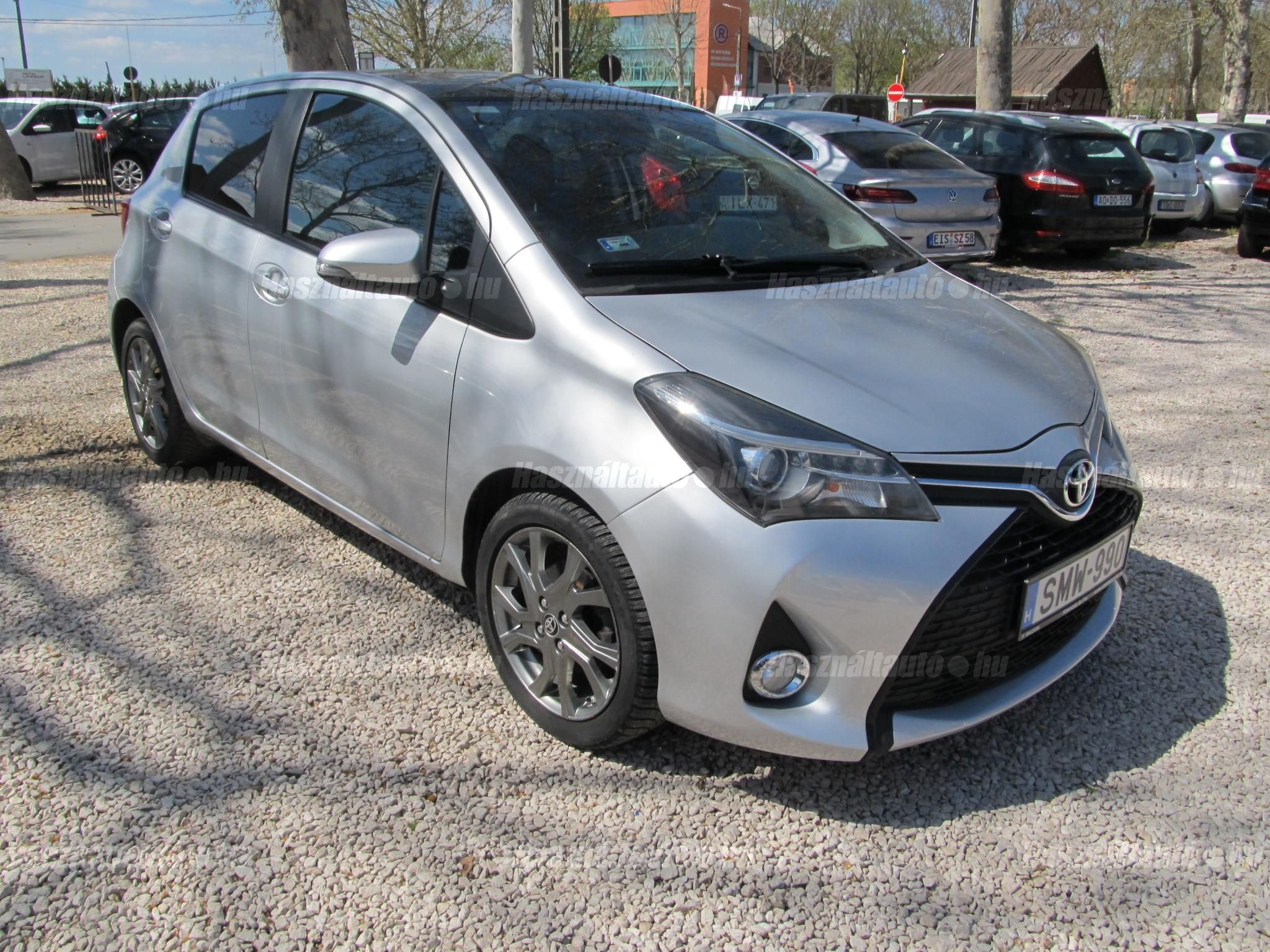TOYOTA YARIS 2014/11 - 1