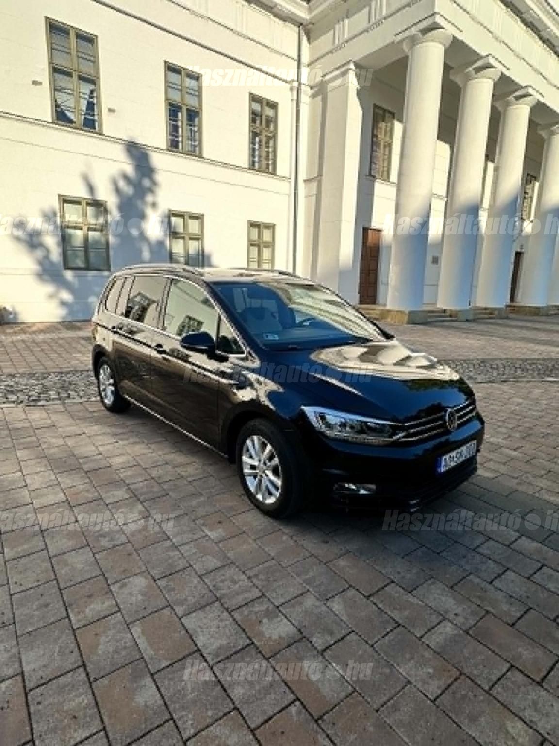 VOLKSWAGEN TOURAN 2016/10 - 1