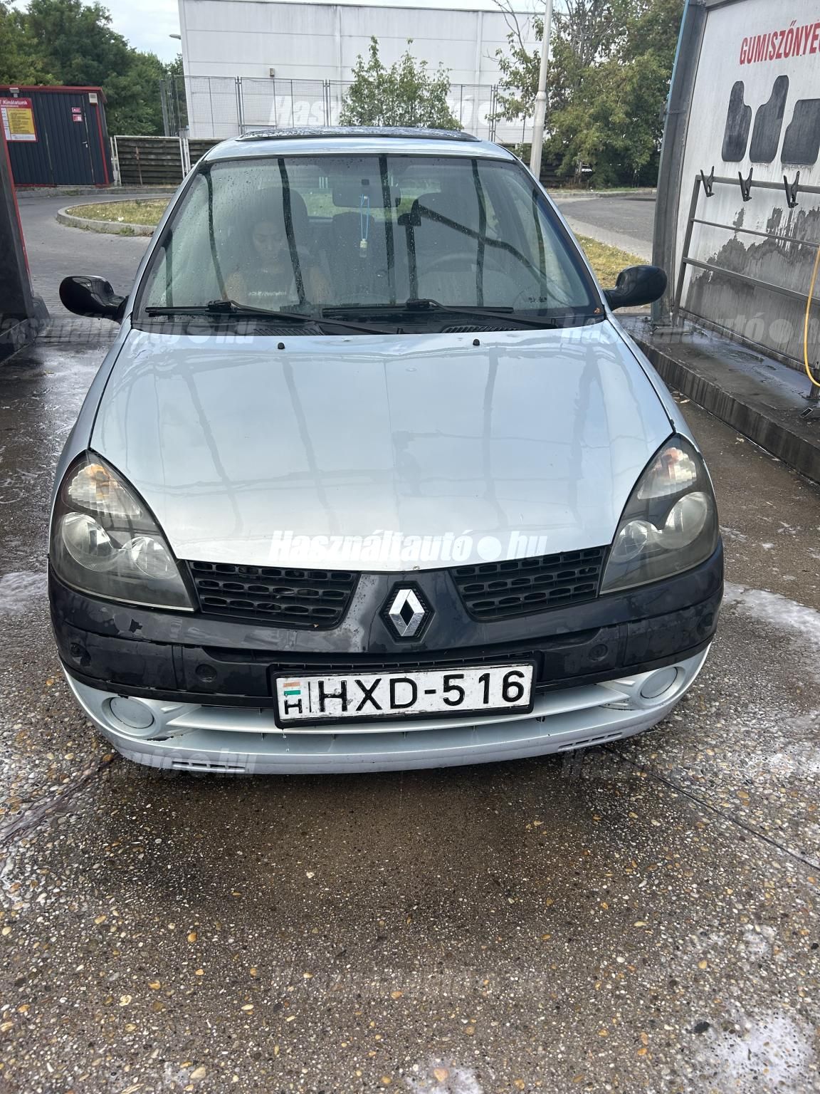 RENAULT CLIO 2002/6 - 1