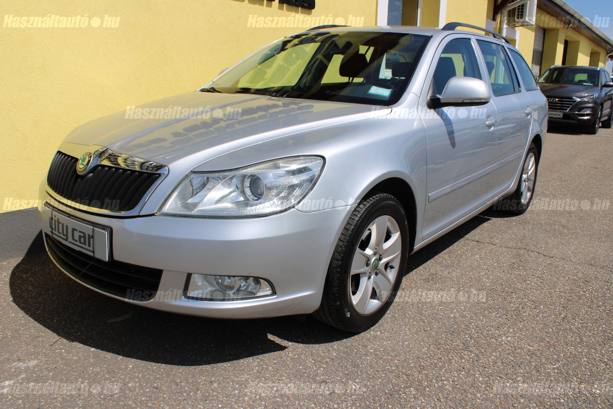 SKODA OCTAVIA 2011/3 - 1