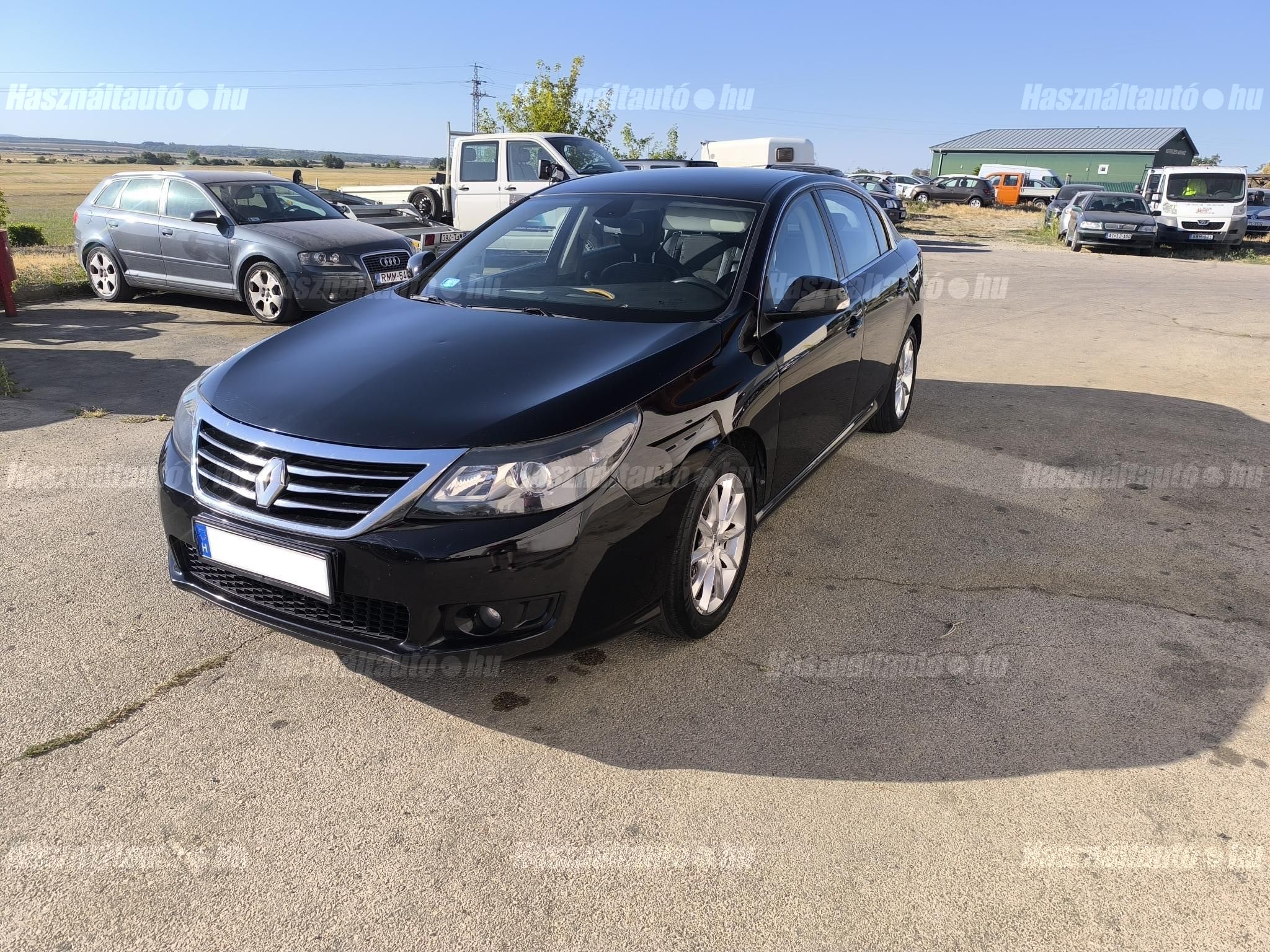 RENAULT LATITUDE 2011/2 - 1