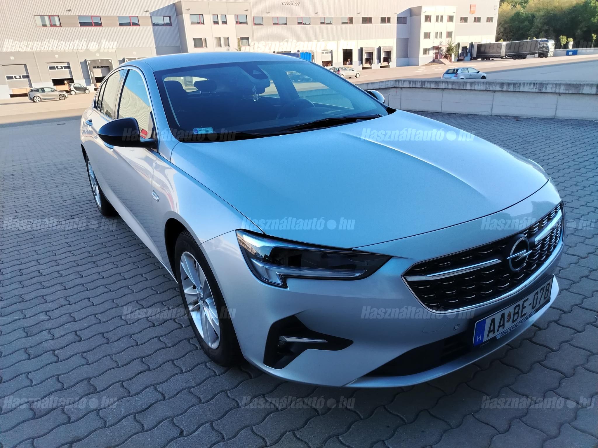 OPEL INSIGNIA 2022/7 - 1