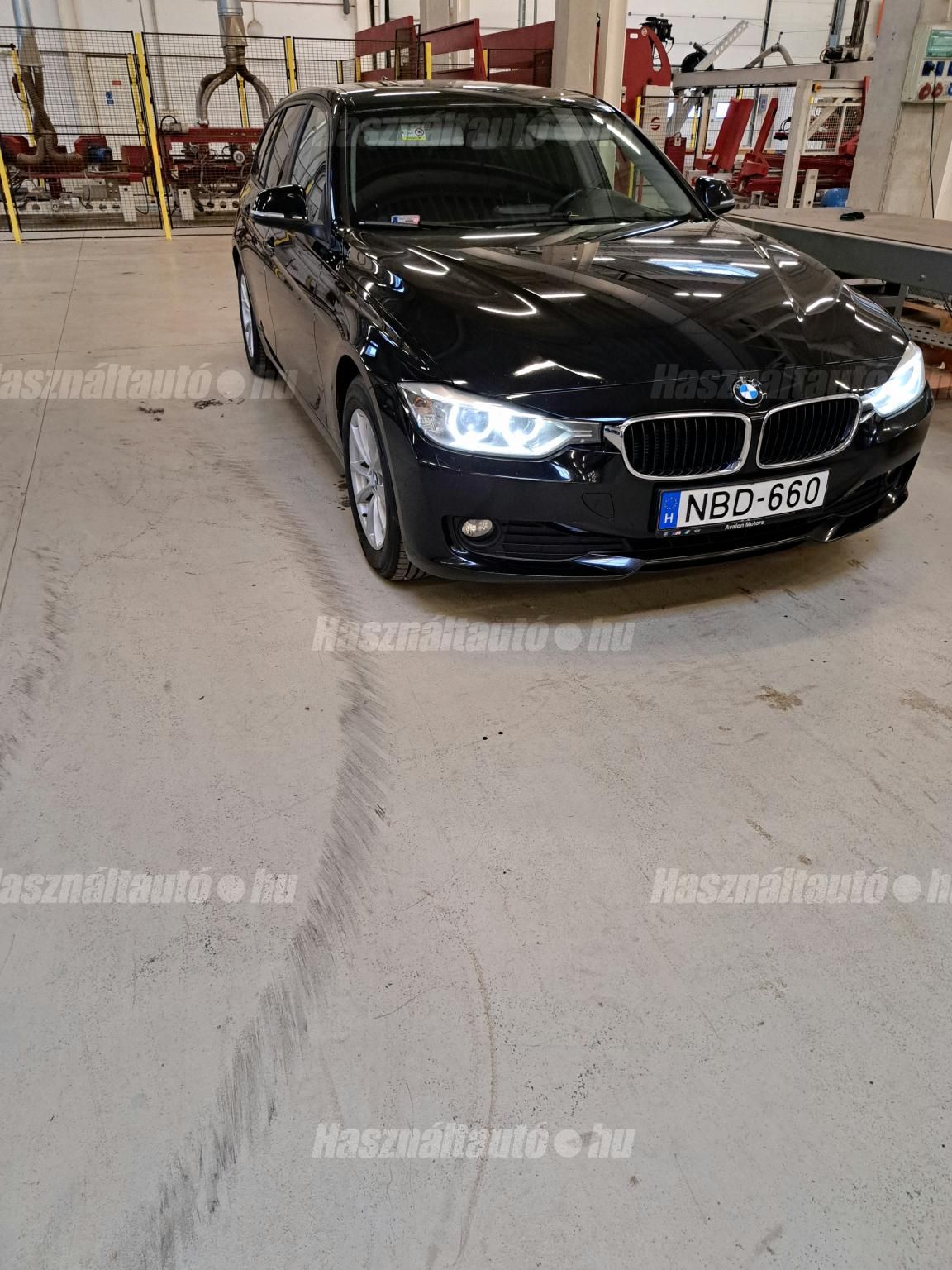 BMW 318 2015/10 - 1