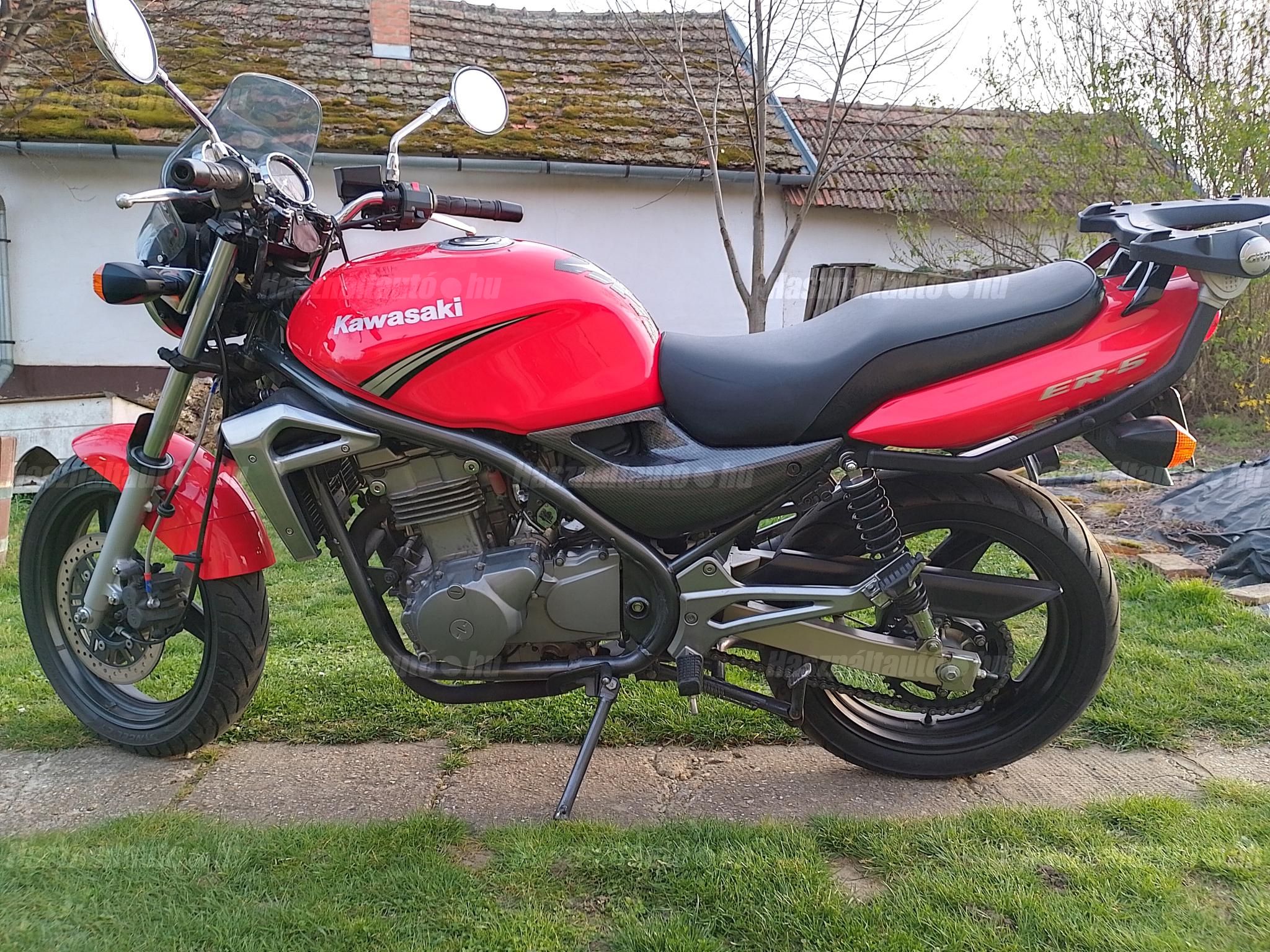 KAWASAKI ER-5 2004/5 - 1