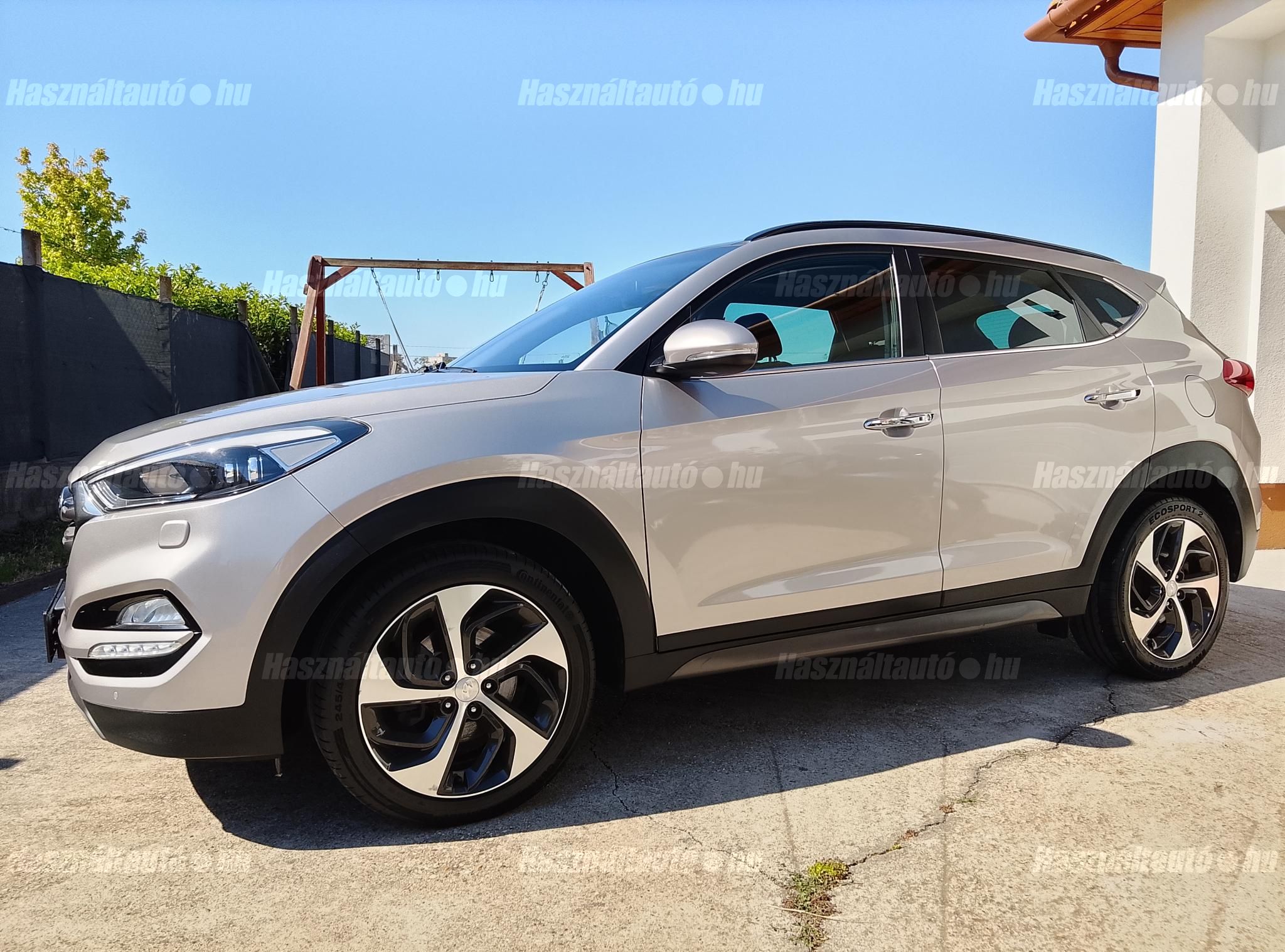 HYUNDAI TUCSON 2015/12 - 1