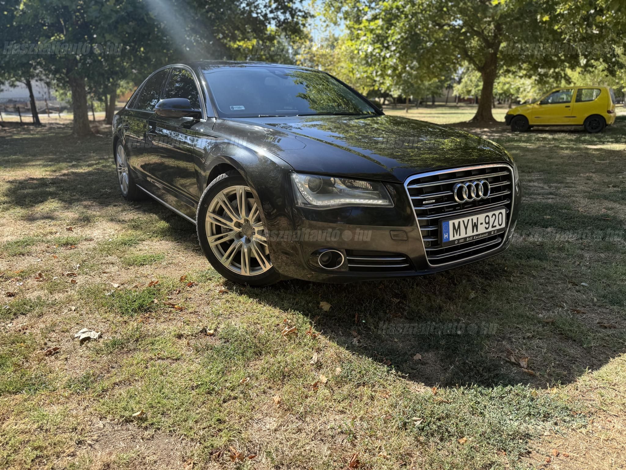 AUDI A8 2010/9 - 1