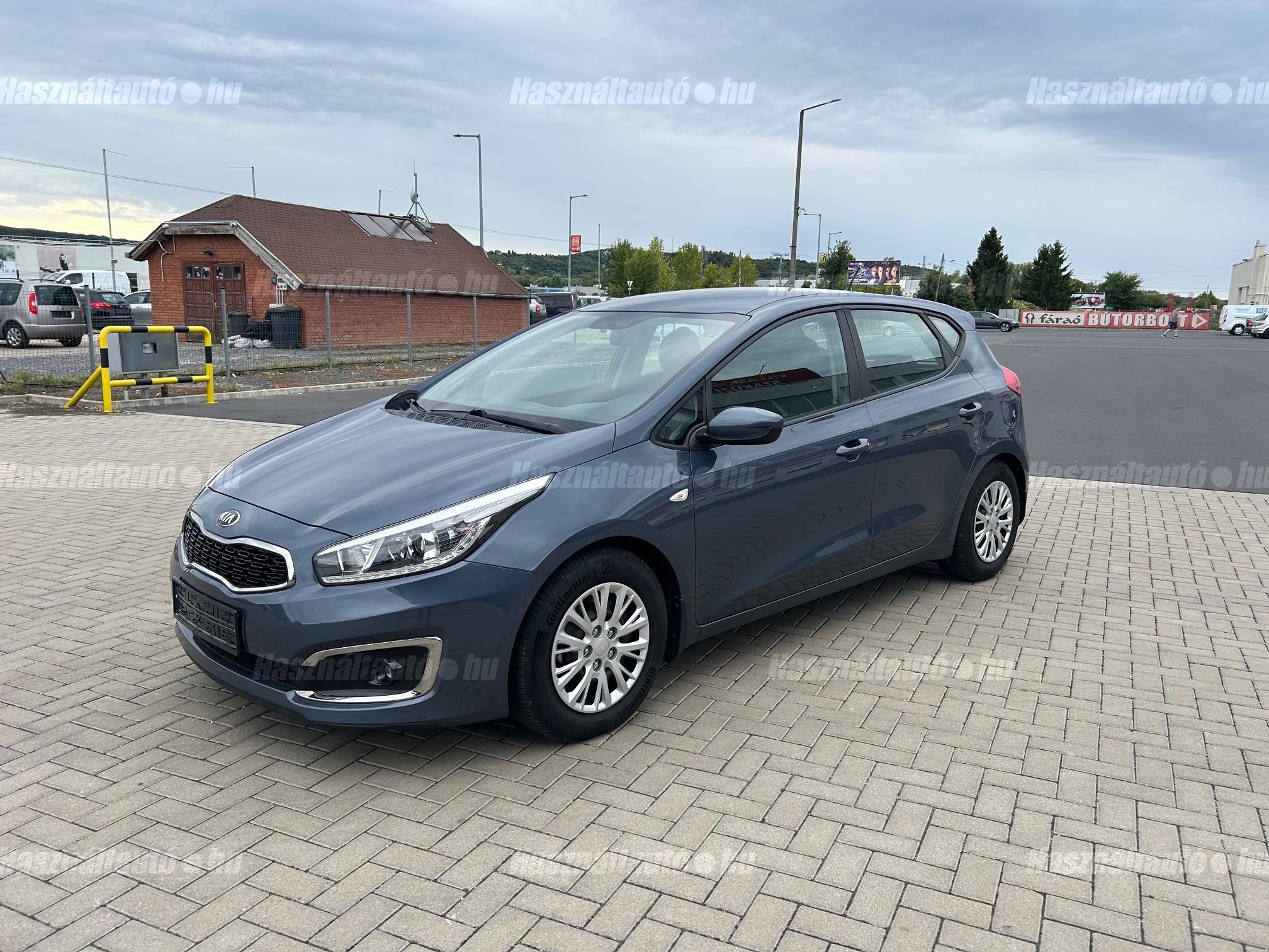 KIA CEE'D 2016/7 - 1