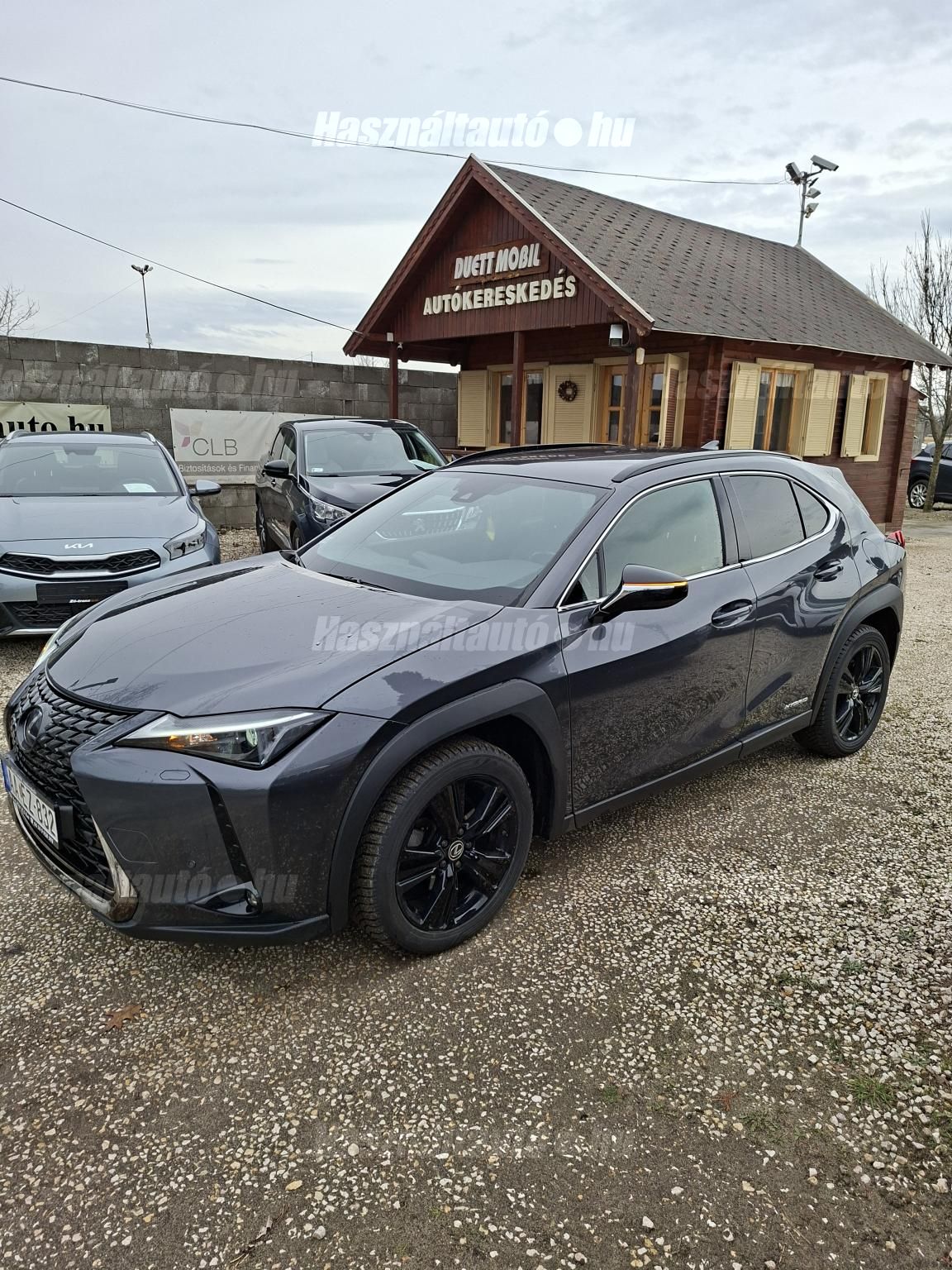 LEXUS UX 2022/10 - 1