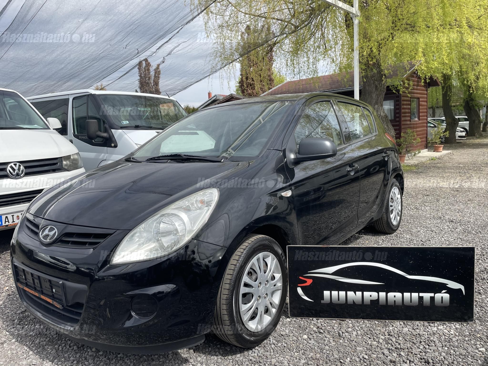 HYUNDAI I20 2011/11 - 1