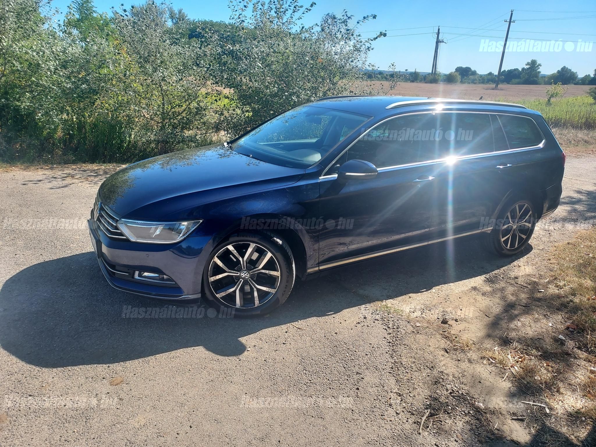 VOLKSWAGEN PASSAT VIII 2016 - 1