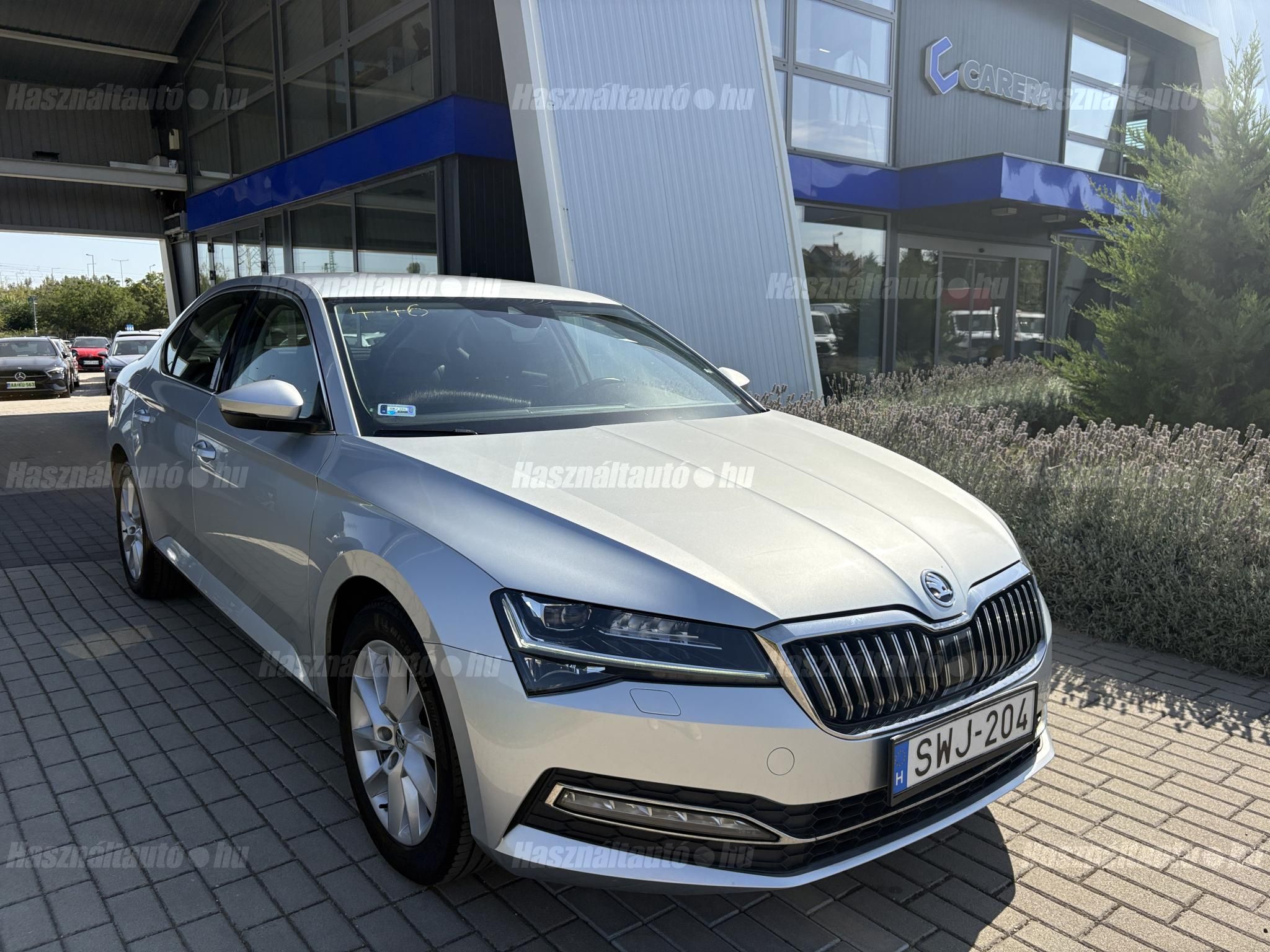 SKODA SUPERB 2021/8 - 1