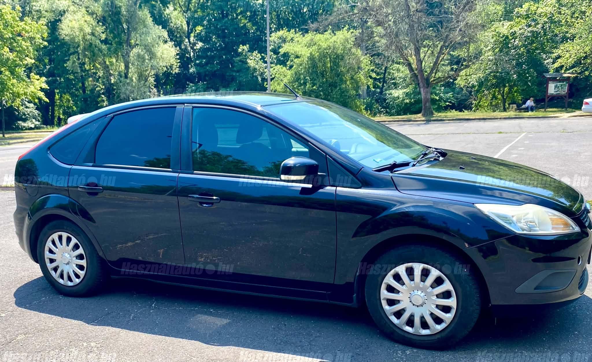 FORD FOCUS 2010/9 - 1