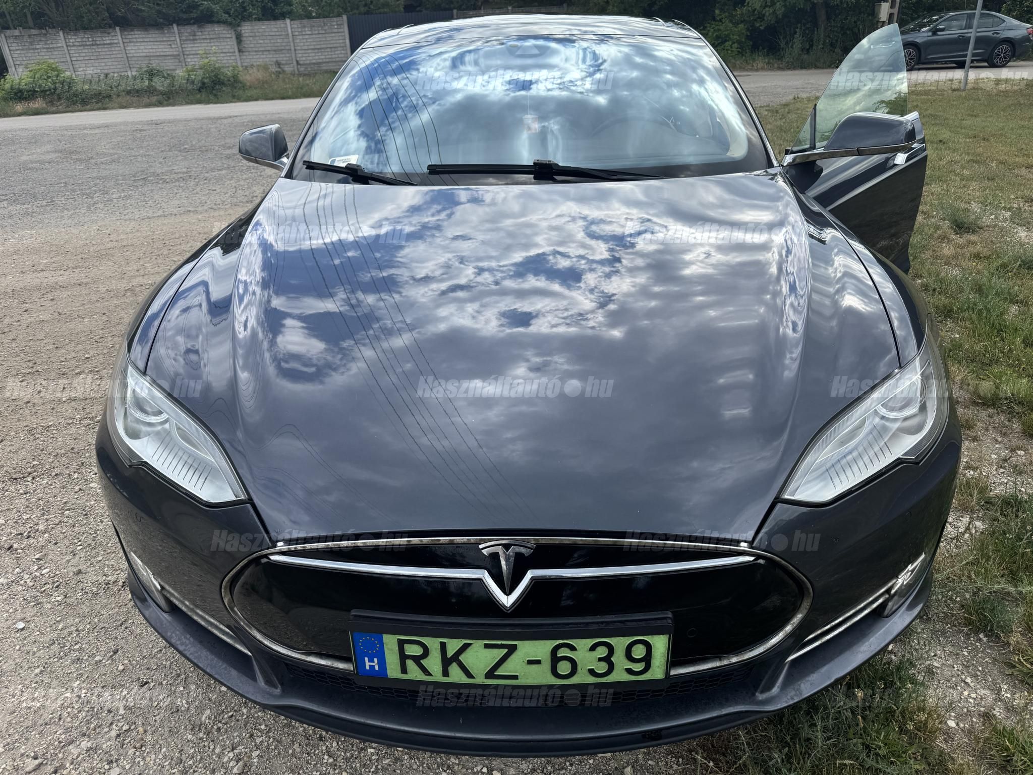 TESLA MODEL S 2014/12 - 1