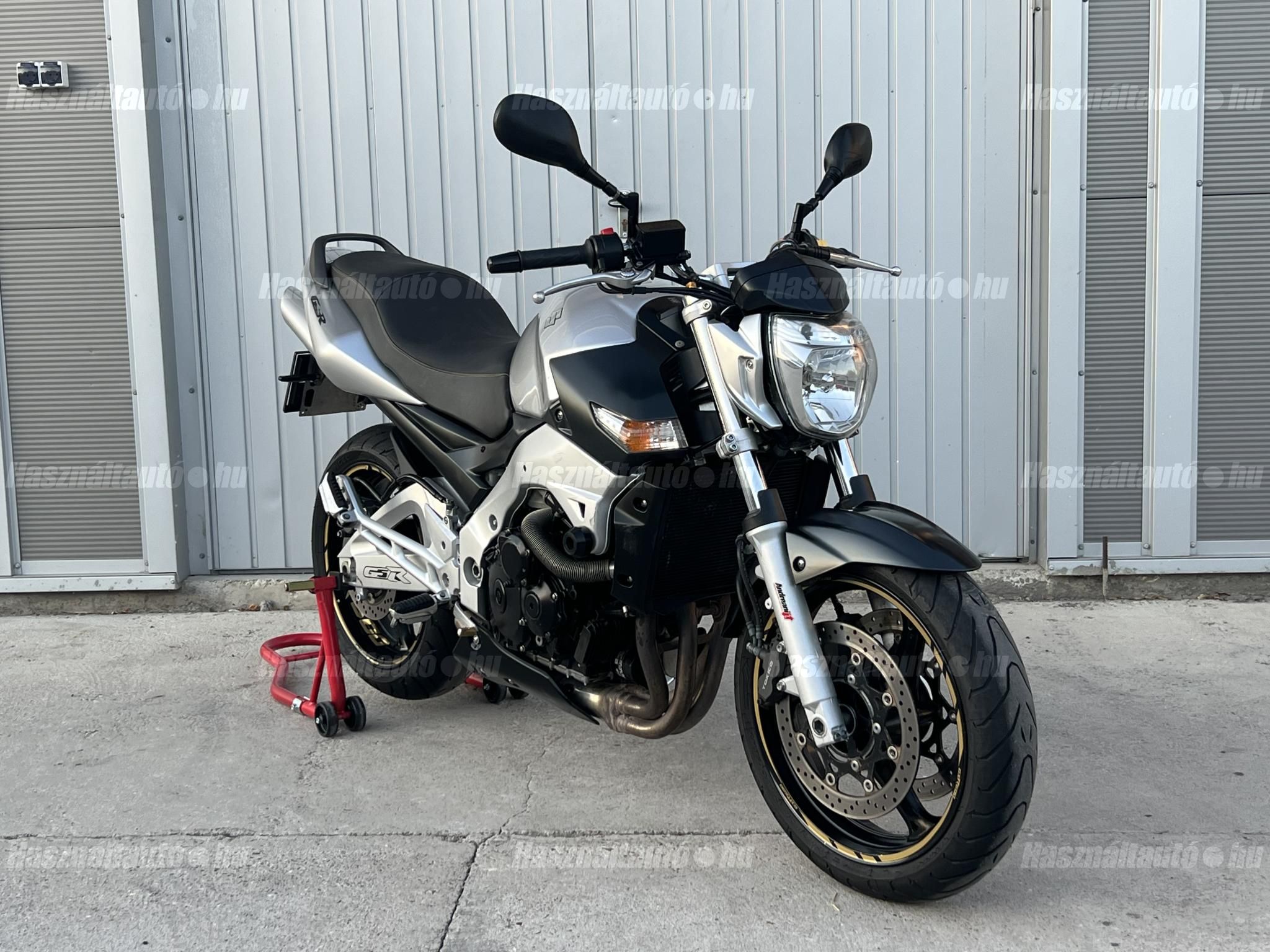 SUZUKI GSR 600 2007/2 - 1