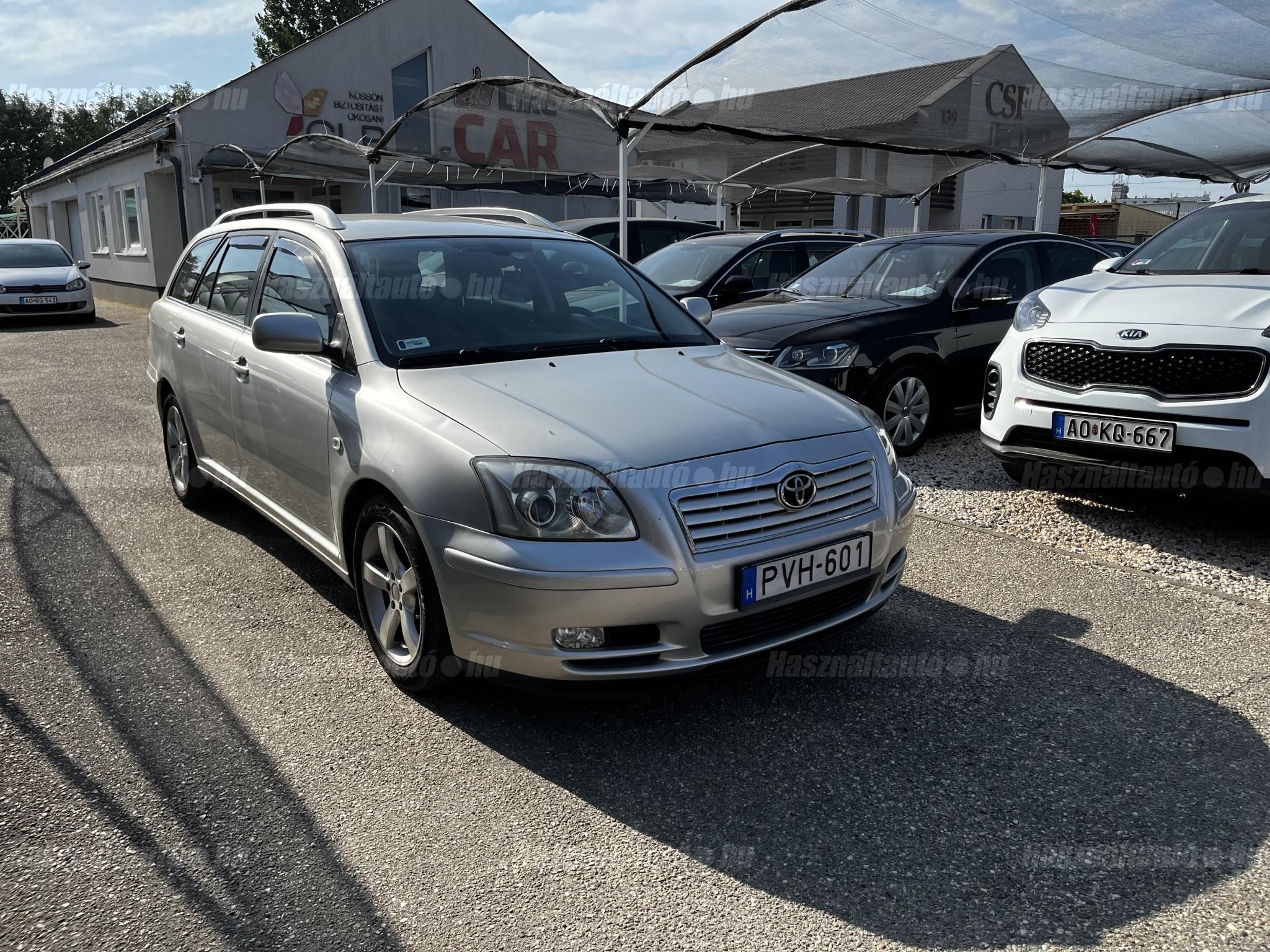 TOYOTA AVENSIS 2004/12 - 1