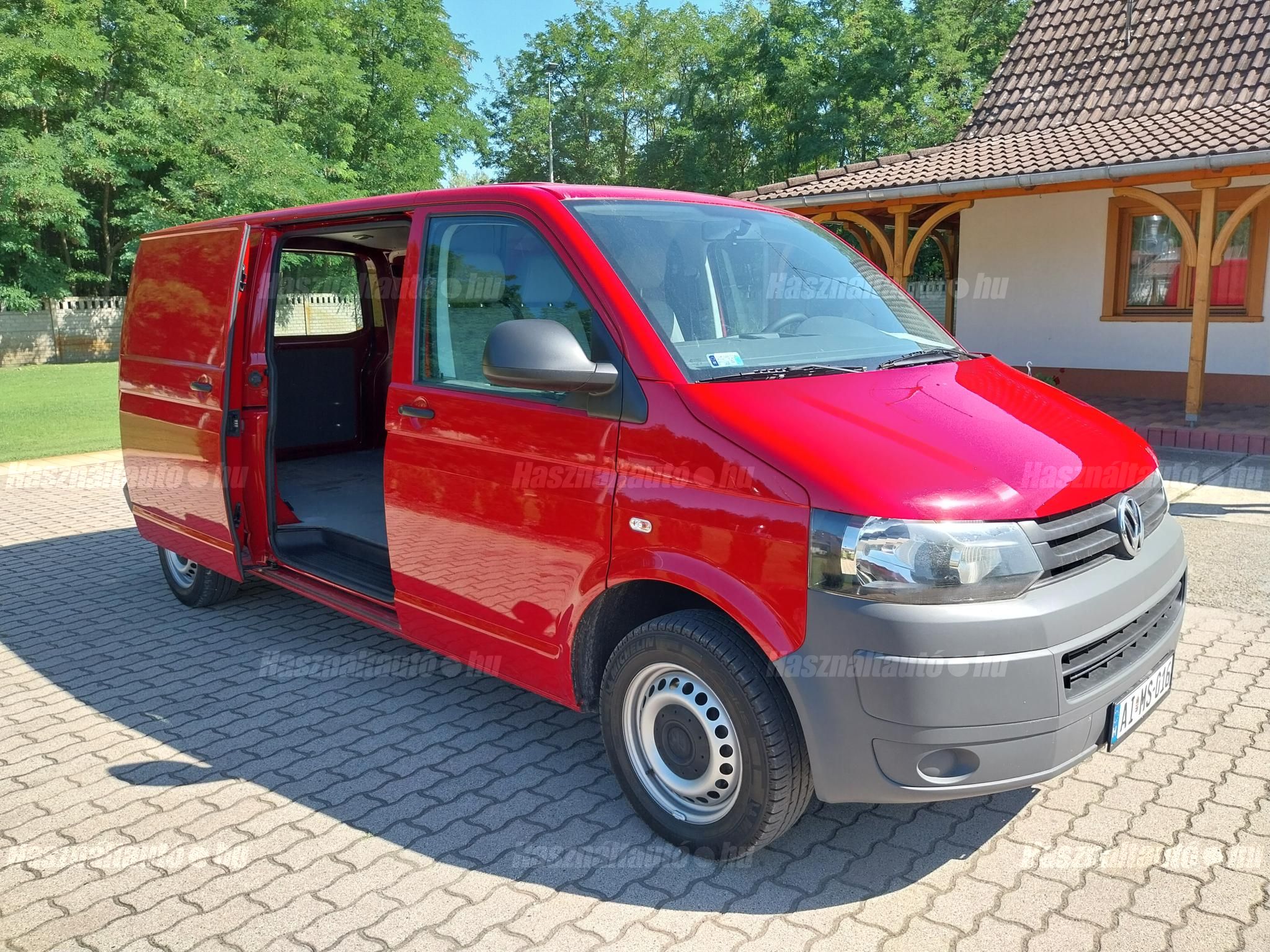 VOLKSWAGEN TRANSPORTER 2013/12 - 1