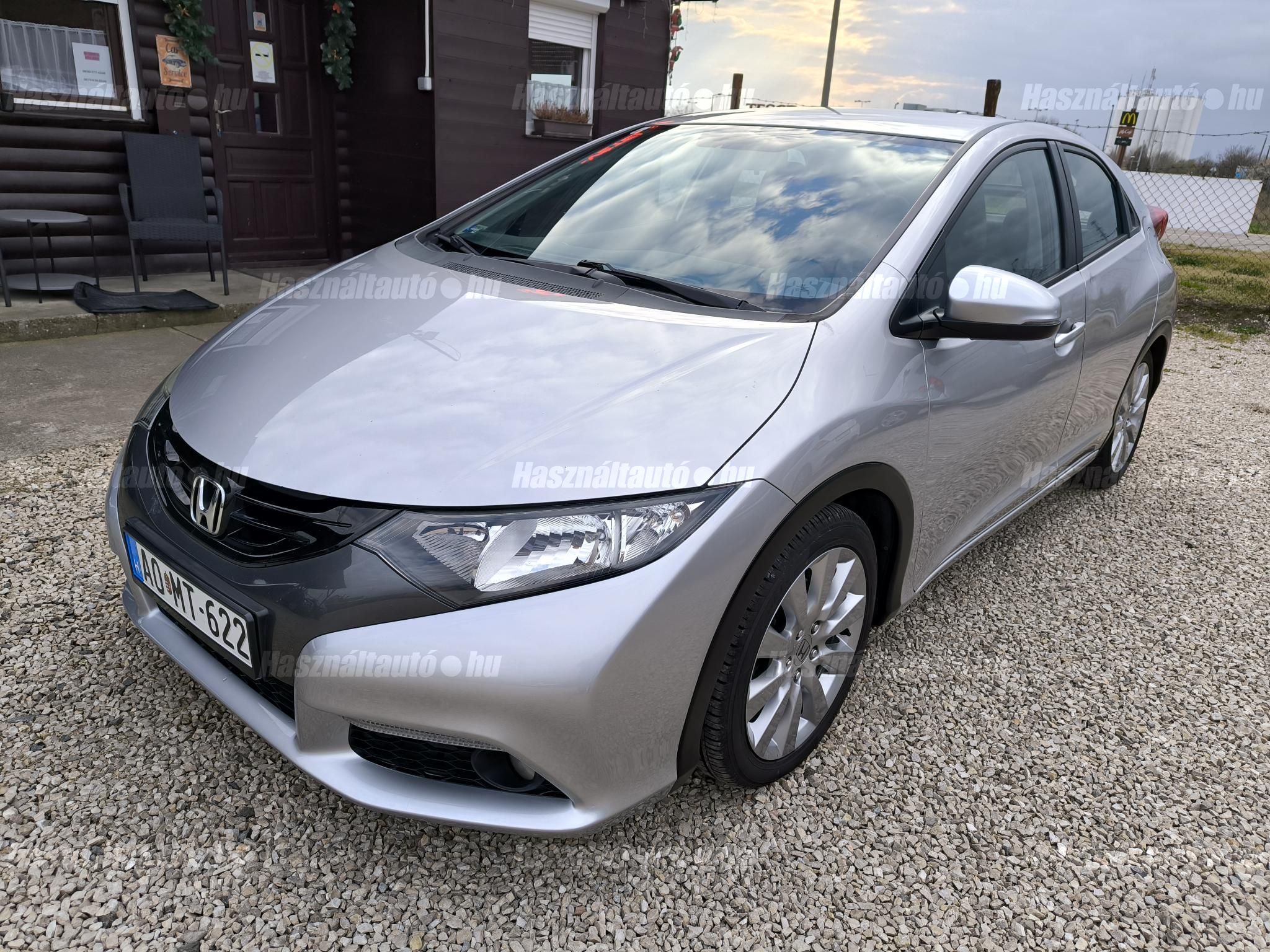 HONDA CIVIC 2012/6 - 1