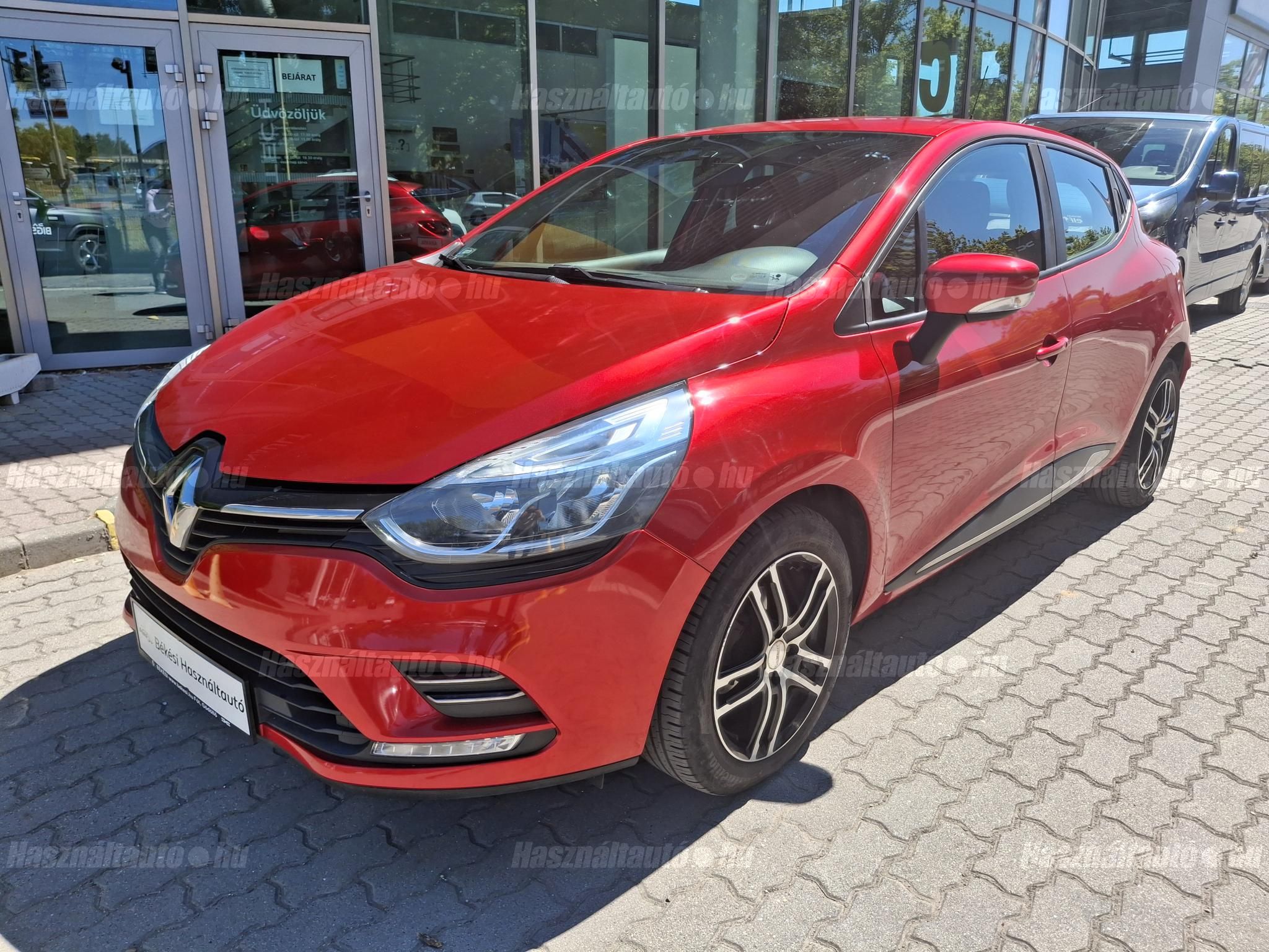 RENAULT CLIO 2020/2 - 1