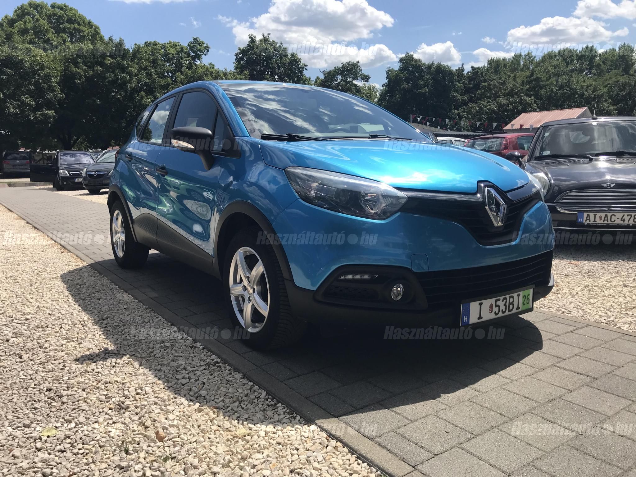 RENAULT CAPTUR 2013/5 - 1