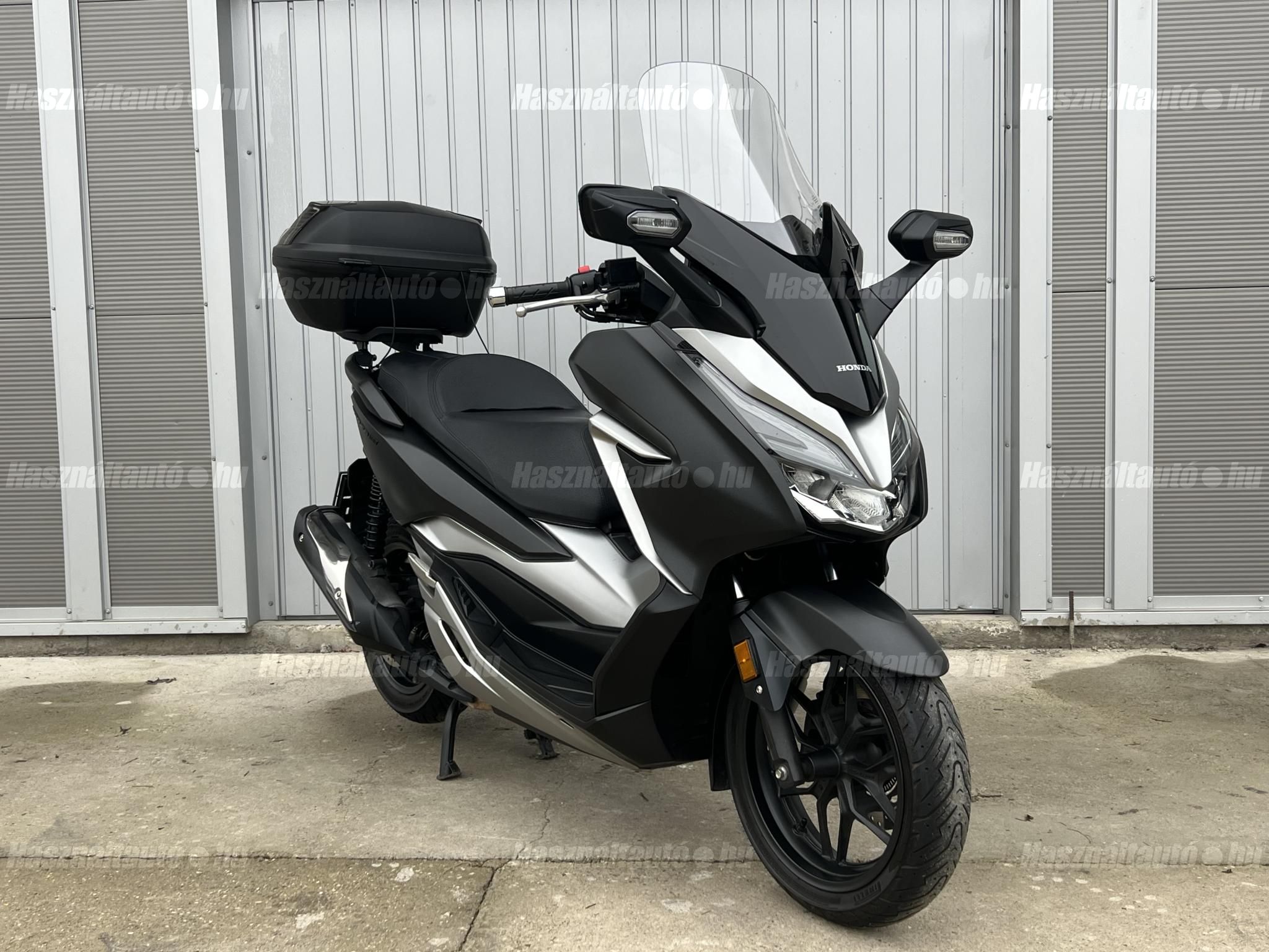 HONDA NSS 300 FORZA 2019/3 - 1