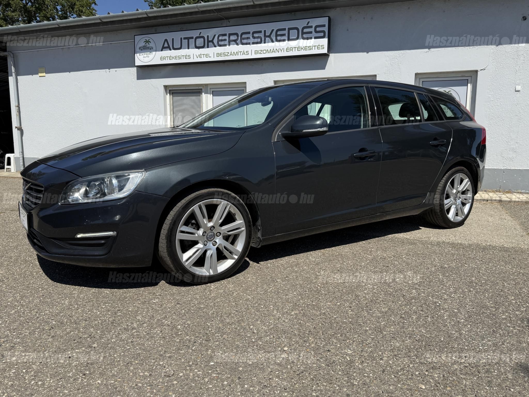 VOLVO V60 2013/7 - 1