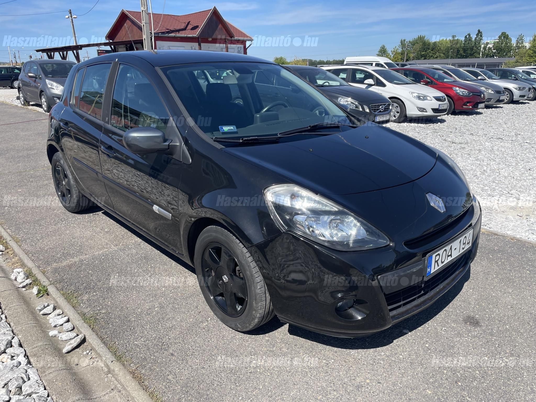 RENAULT CLIO 2011/2 - 1