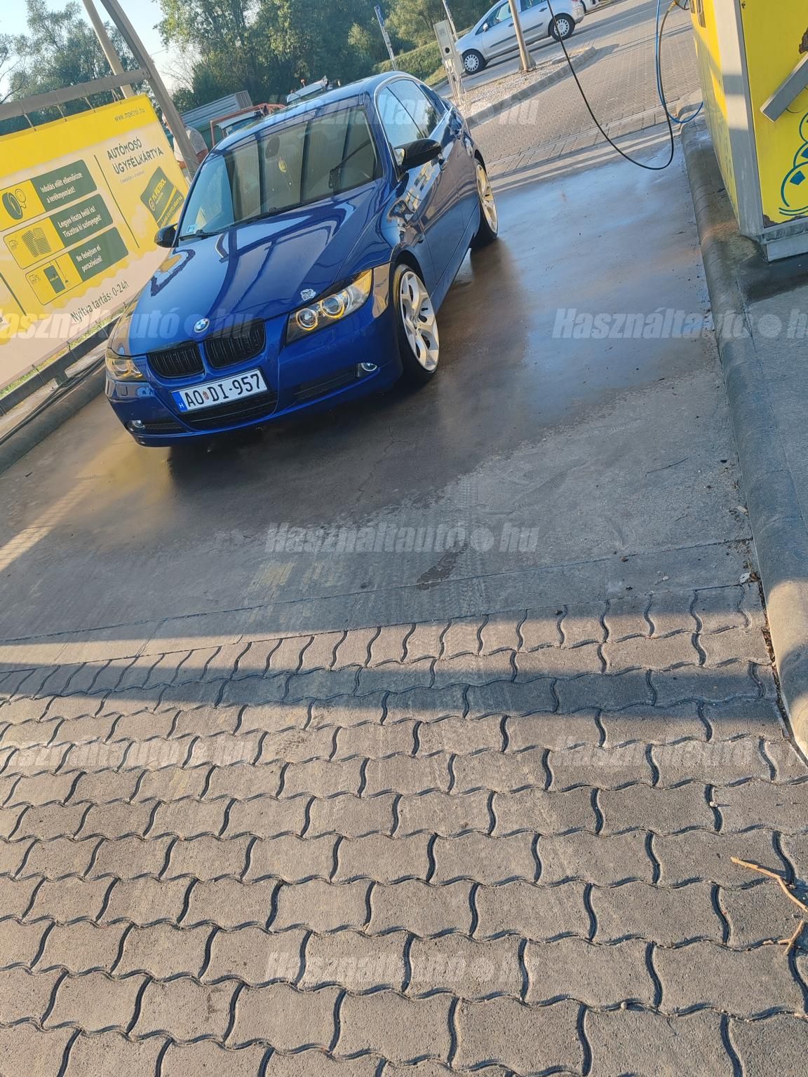 BMW 325 2007/12 - 1