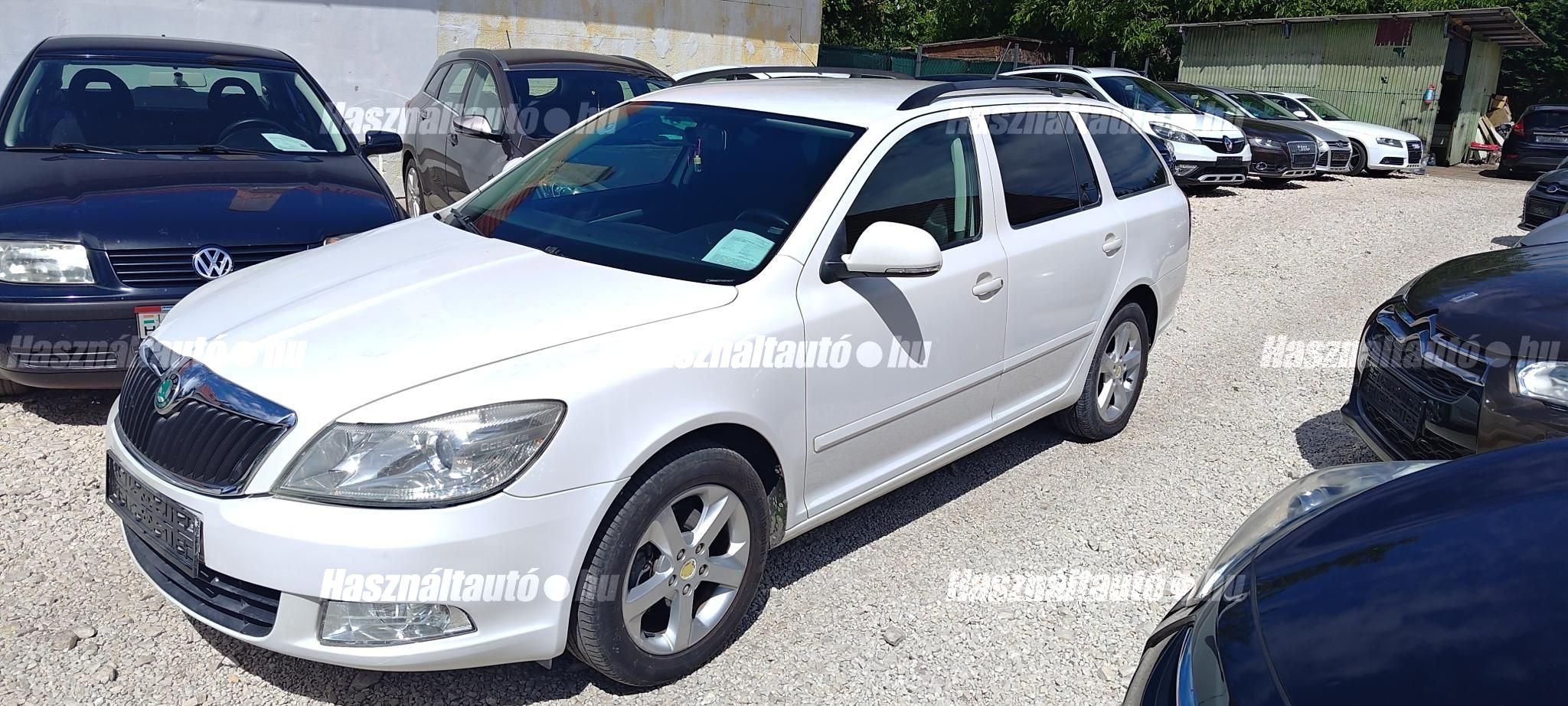 SKODA OCTAVIA 2011/12 - 1